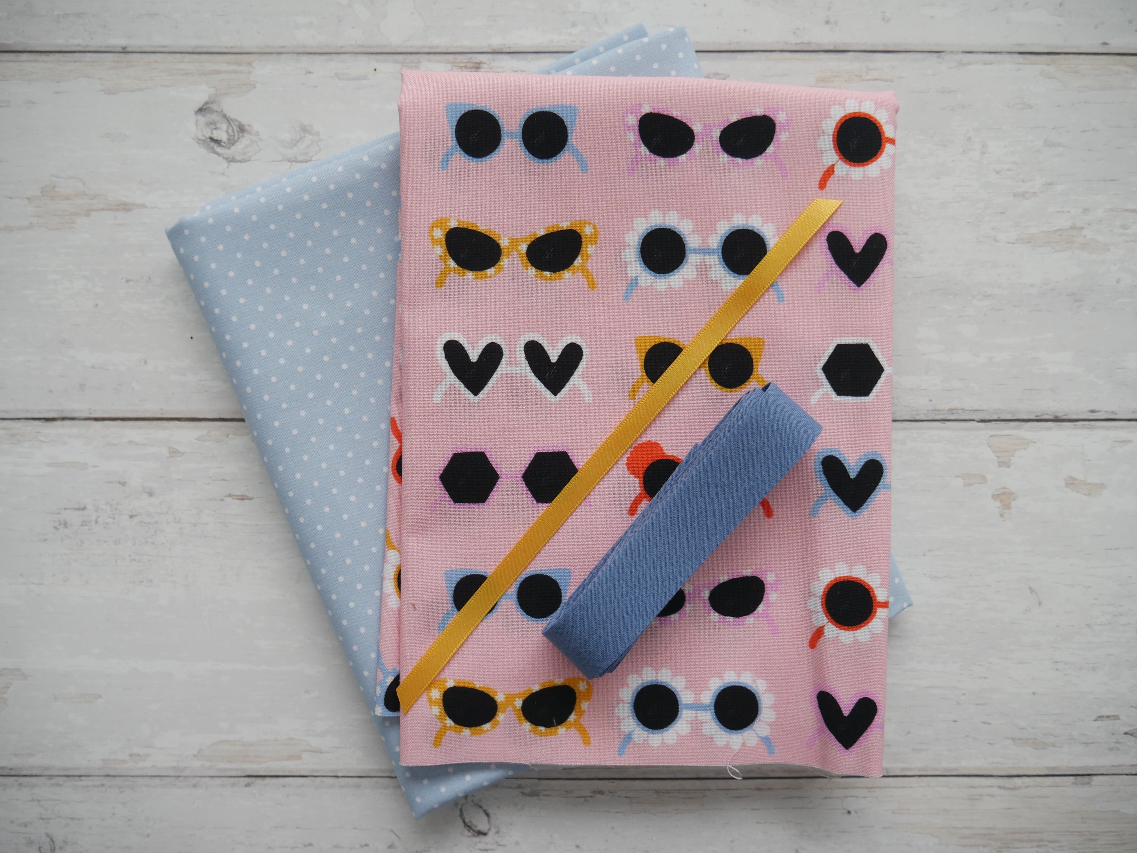 Travel Wallet - Sunglasses-Sewing Kit-Flying Bobbins Haberdashery