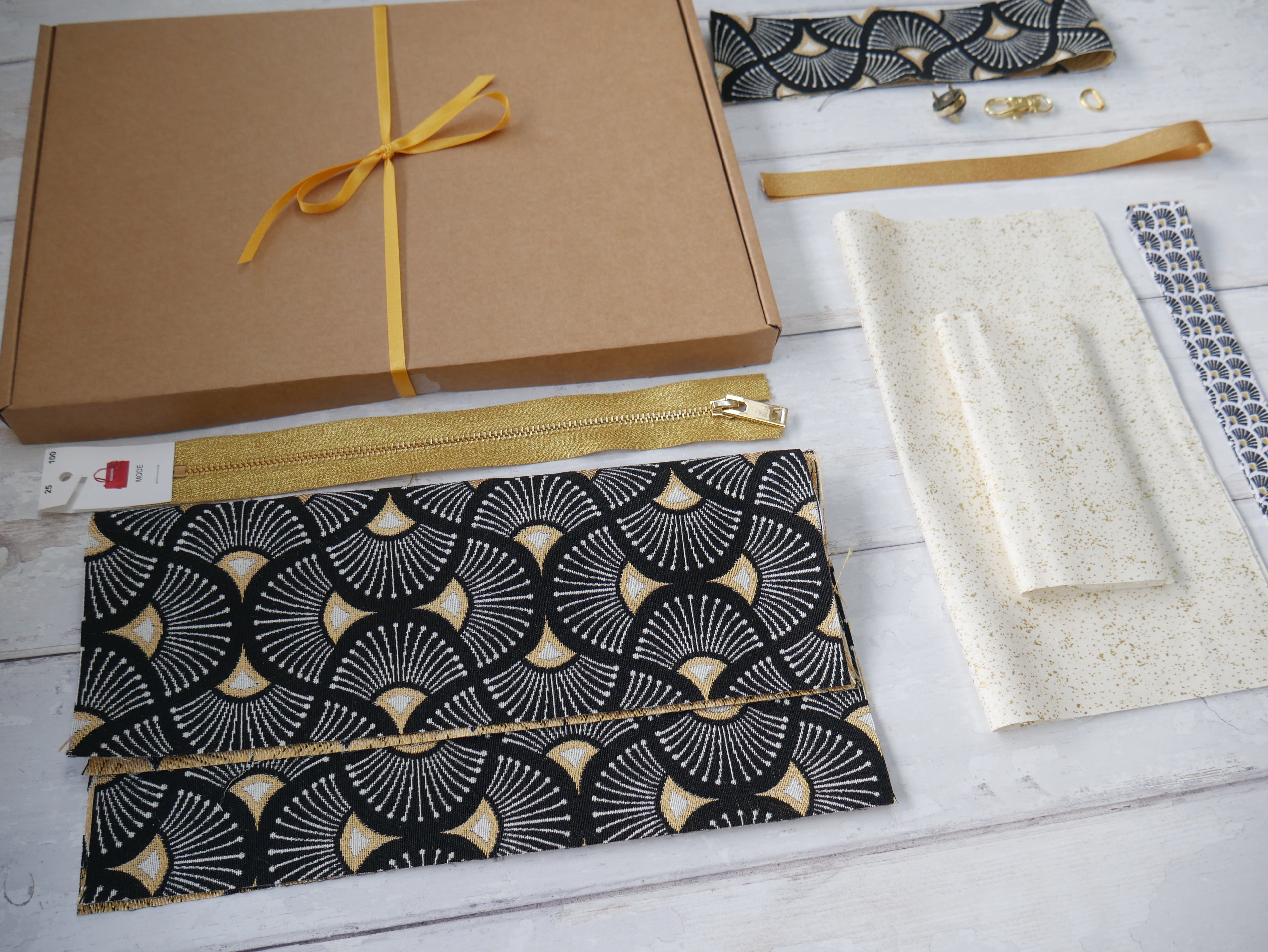Deco Clutch Bag Kit - Black & Gold-Sewing Kits-Flying Bobbins Haberdashery