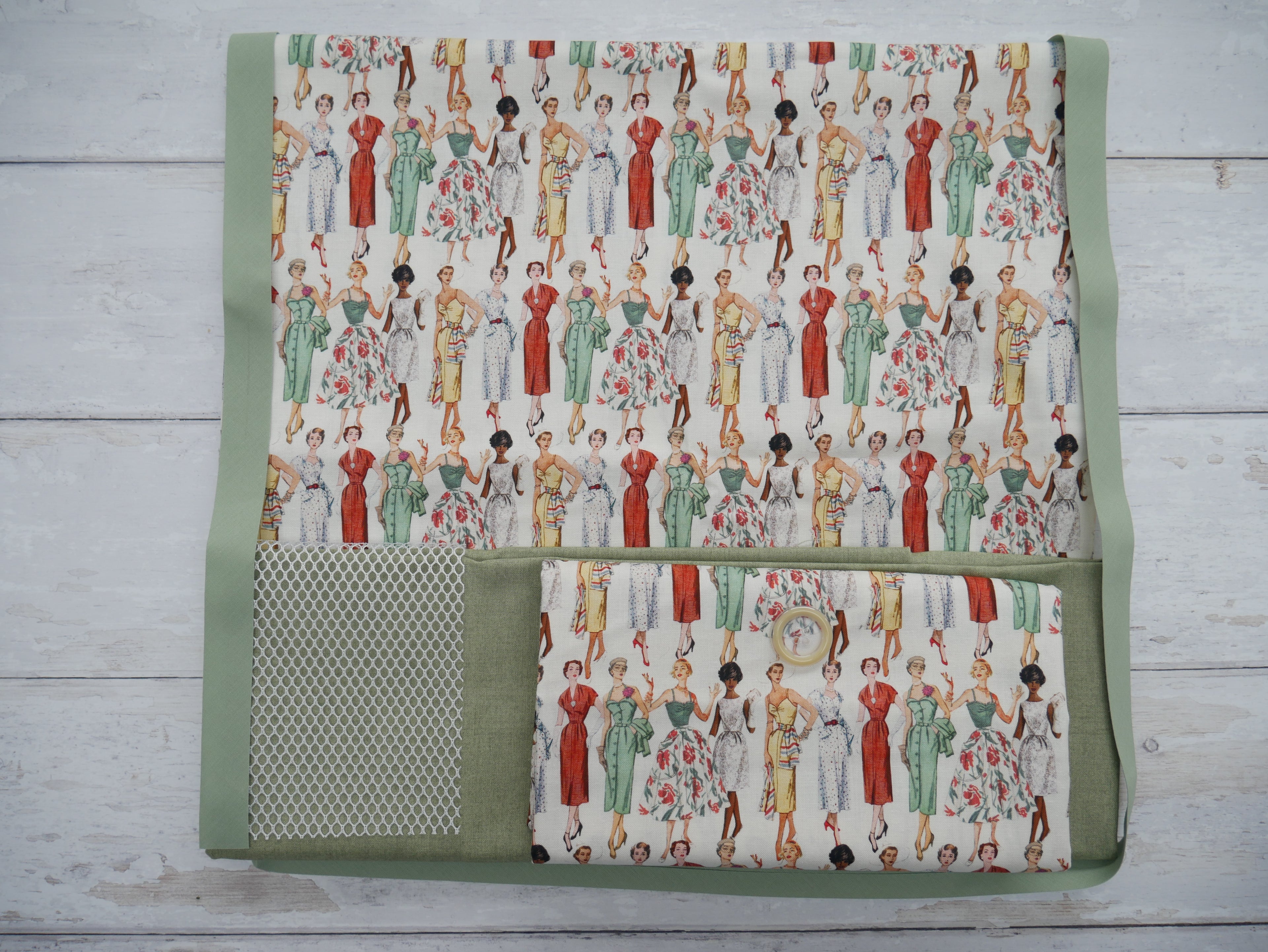Overlocker Cover Kit & Pattern - Simplicity Vintage NEW-Sewing Kit-Flying Bobbins Haberdashery