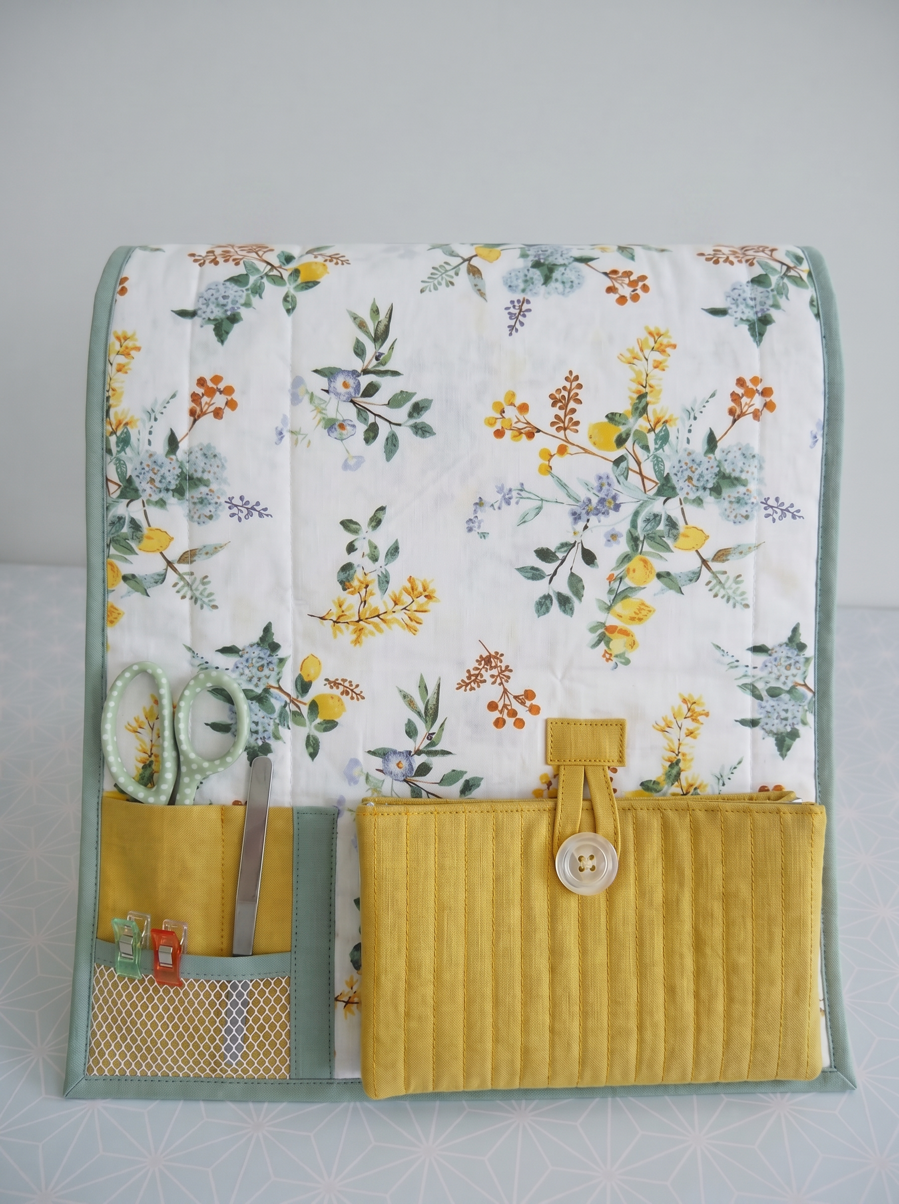 Overlocker Cover Kit & Pattern - Plentiful
