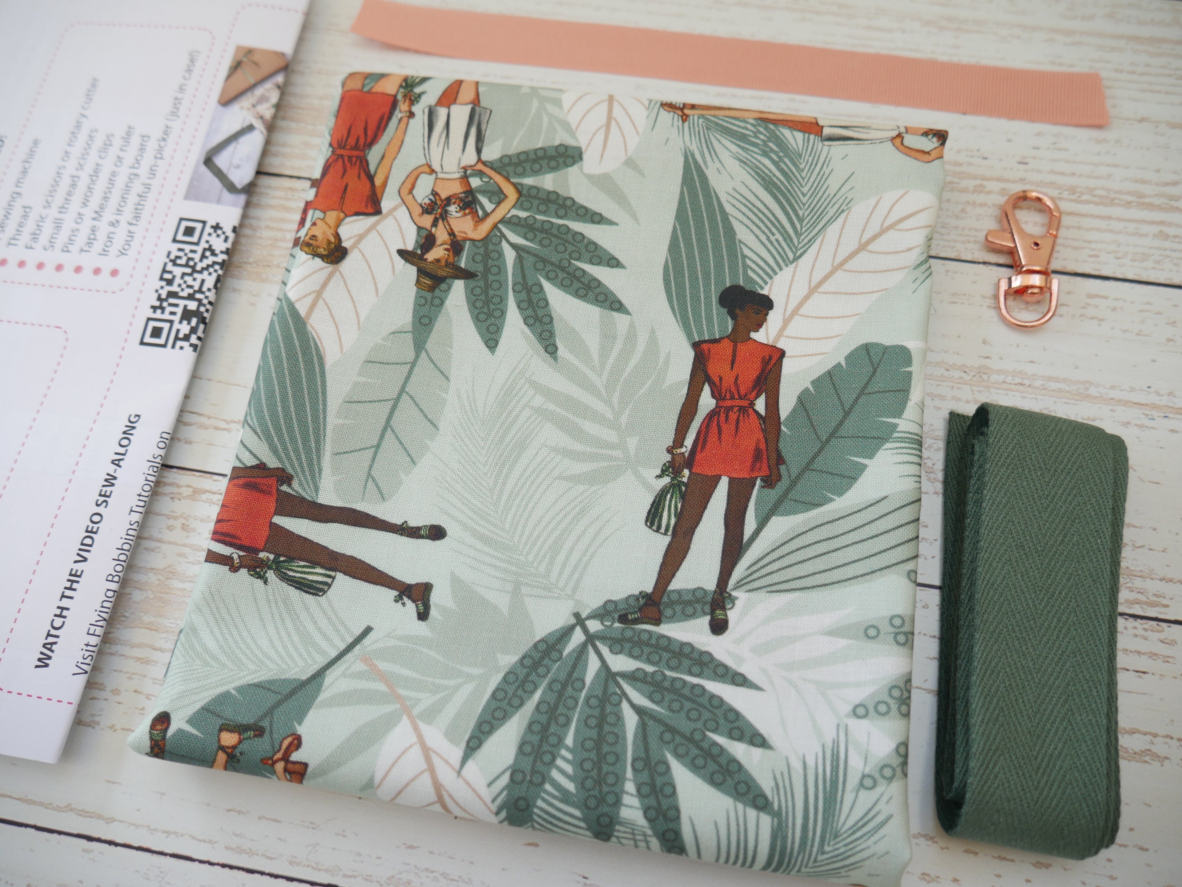 Pack-Away Shopping Bag Kit - Jungle Retreat-Sewing Kit-Flying Bobbins Haberdashery