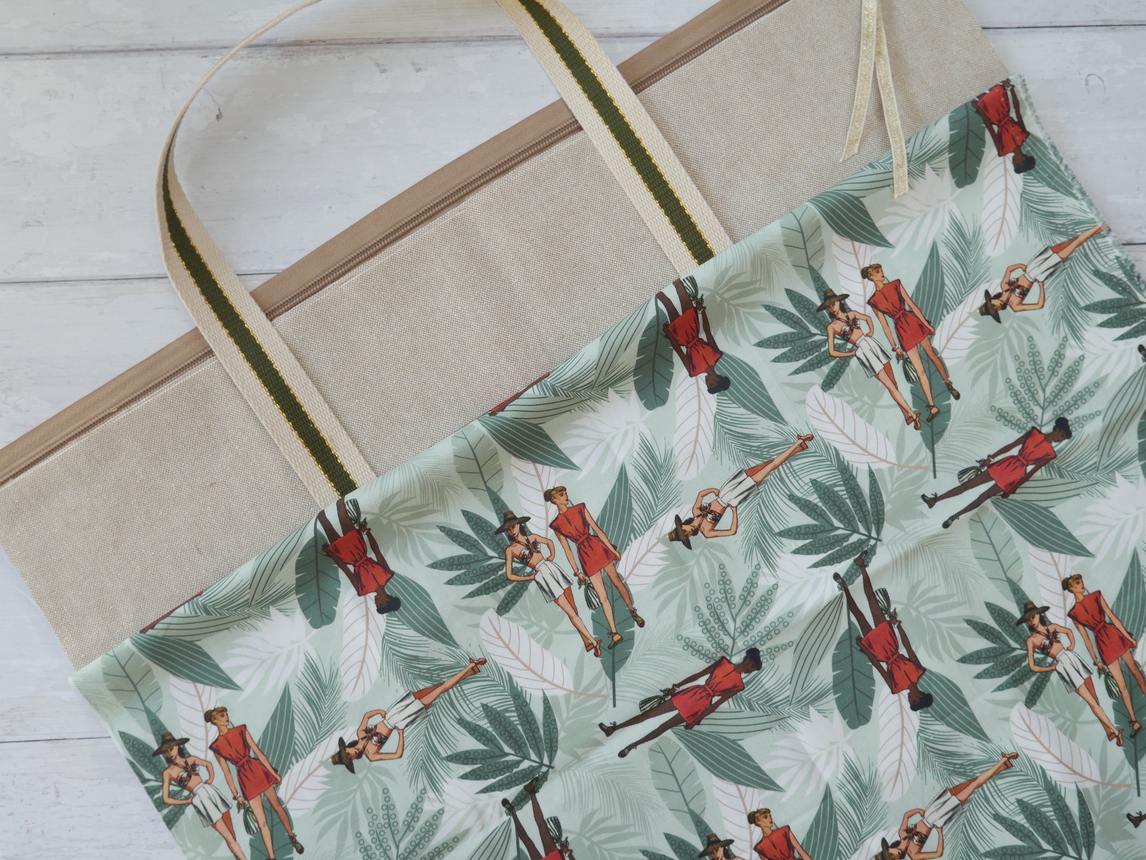 Zip Tote Bag Kit - Jungle Retreat-Sewing Kit-Flying Bobbins Haberdashery