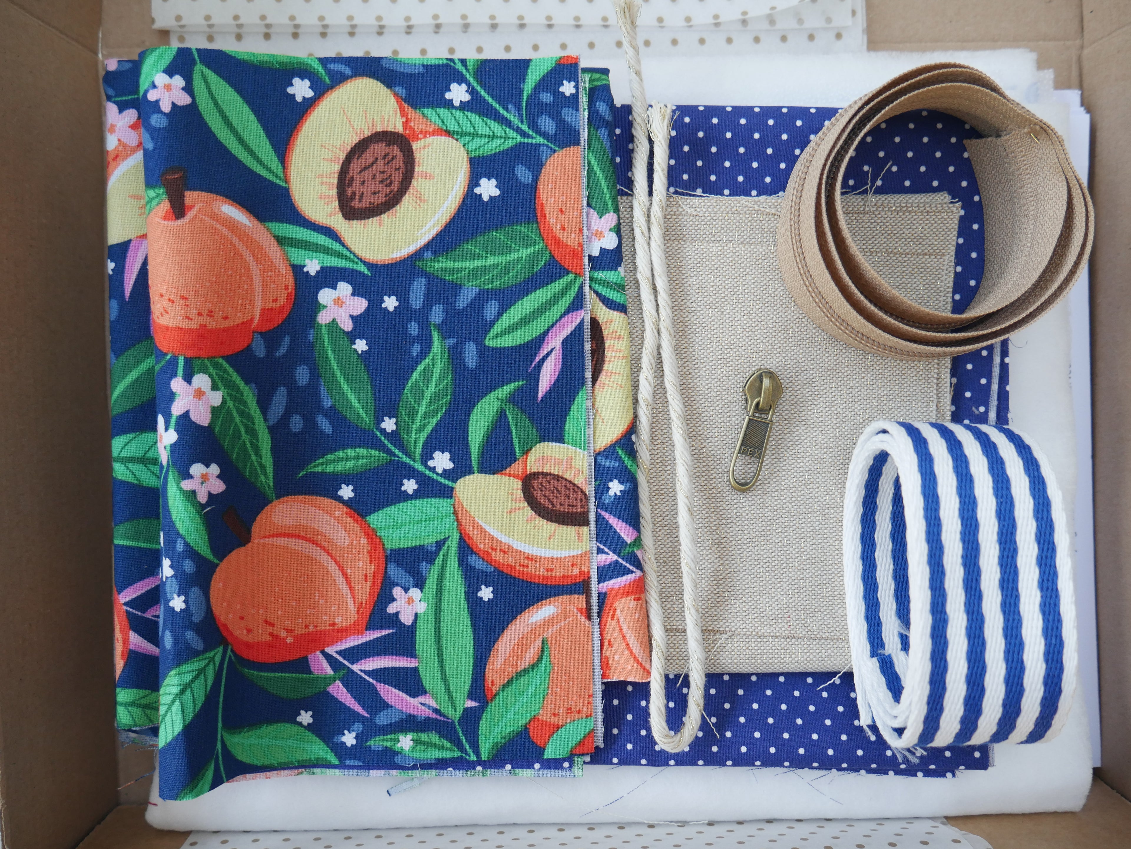 Zip Tote Bag Kit - Peach Melba-Sewing Kit-Flying Bobbins Haberdashery