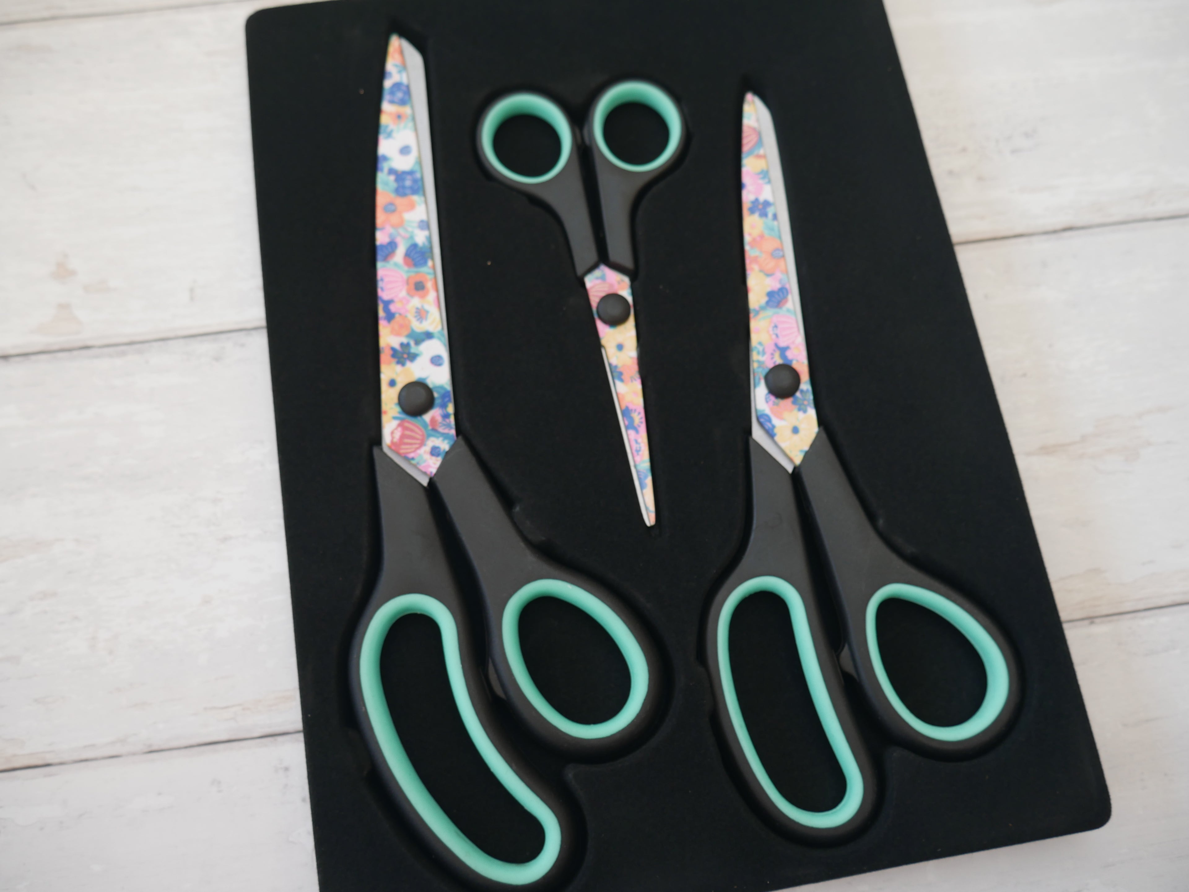 Floral Scissors Gift Set In Turquoise-Tools-Flying Bobbins Haberdashery