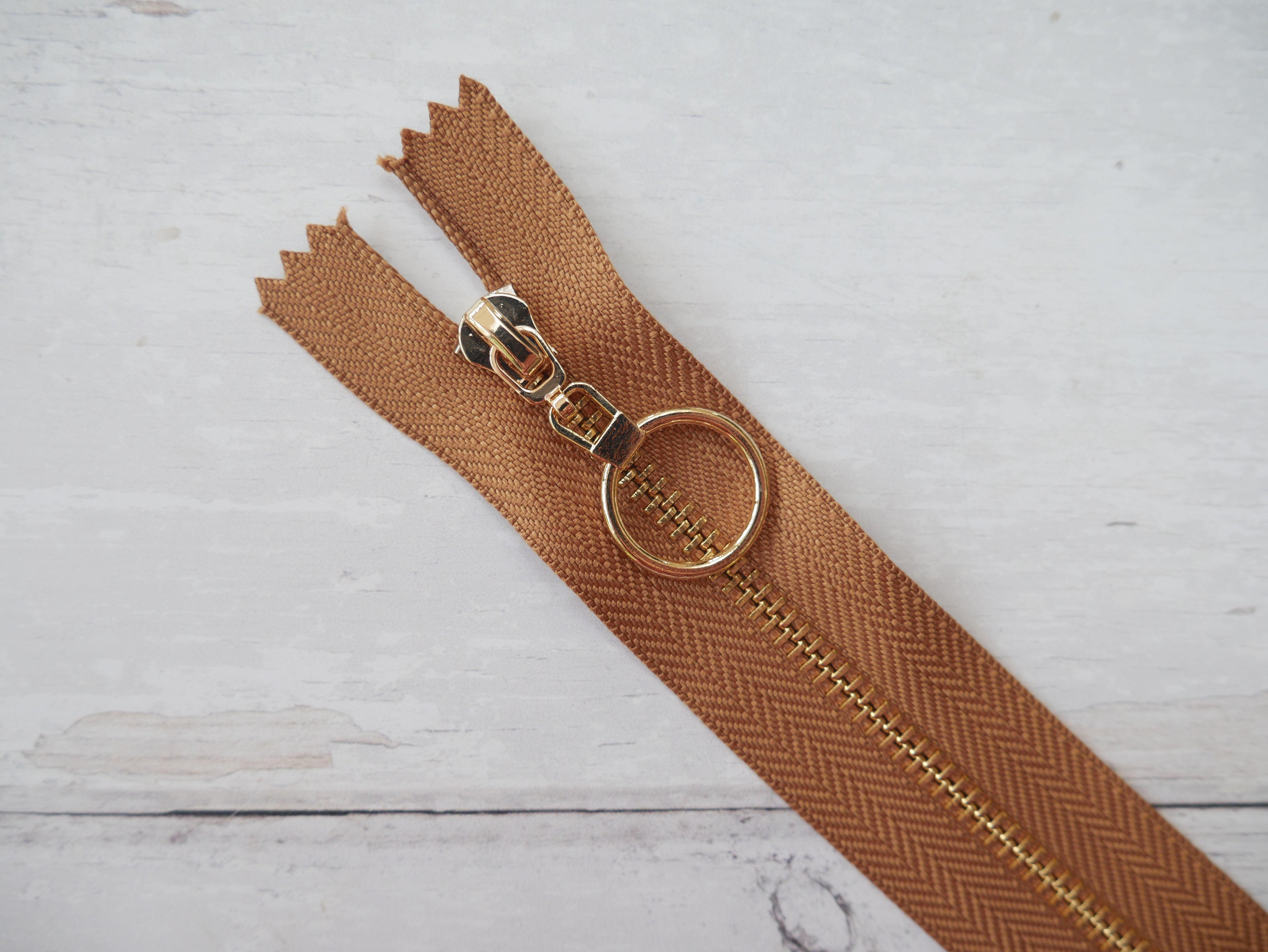 Metal Zip With Large O-Puller, 30cm-Zip-Flying Bobbins Haberdashery