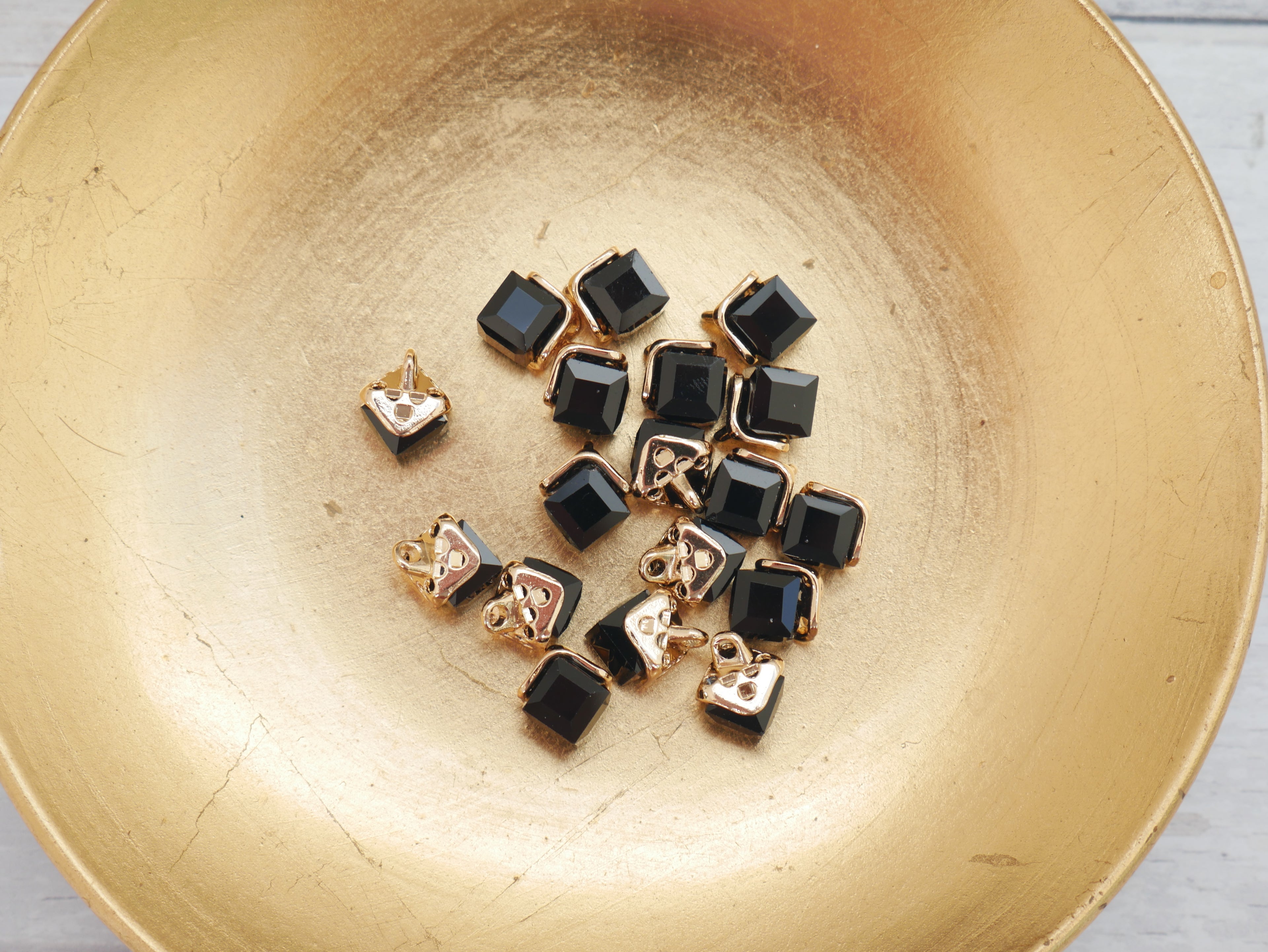 Crystal Cube Button in Black-Button-Flying Bobbins Haberdashery
