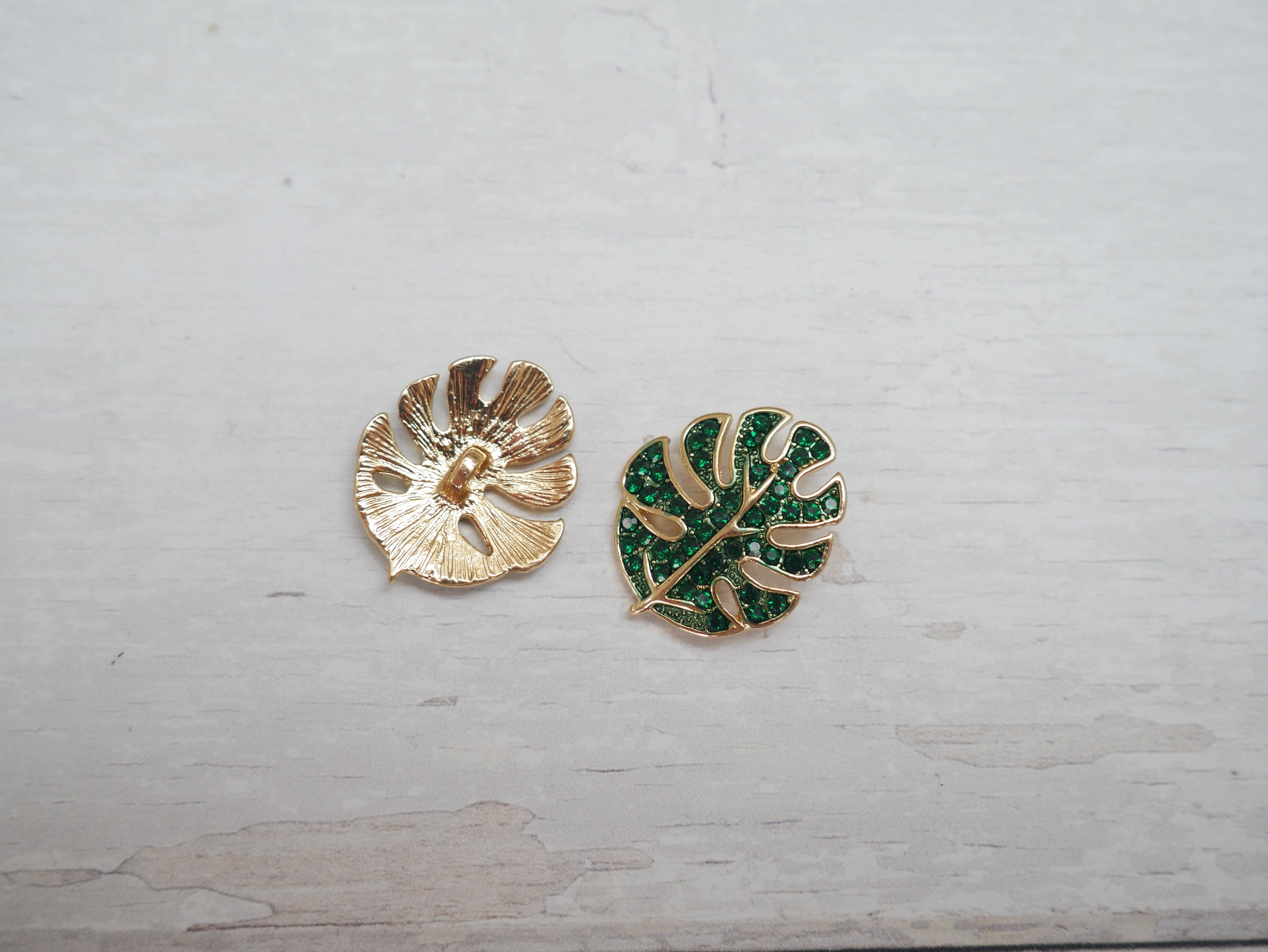 Jewelled Tropical Leaf Button-Button-Flying Bobbins Haberdashery