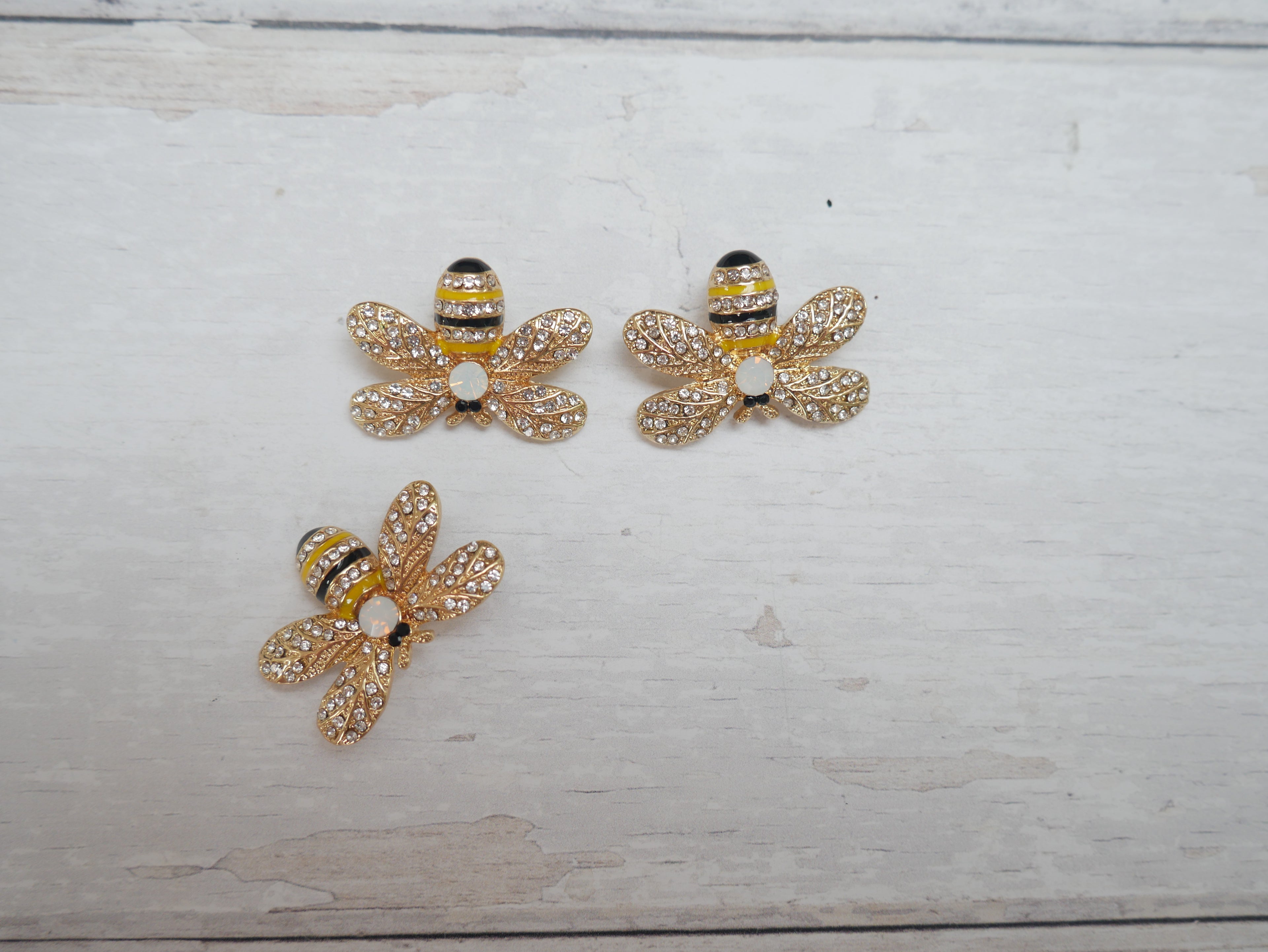 Jewelled Bumble Bee Button-Button-Flying Bobbins Haberdashery