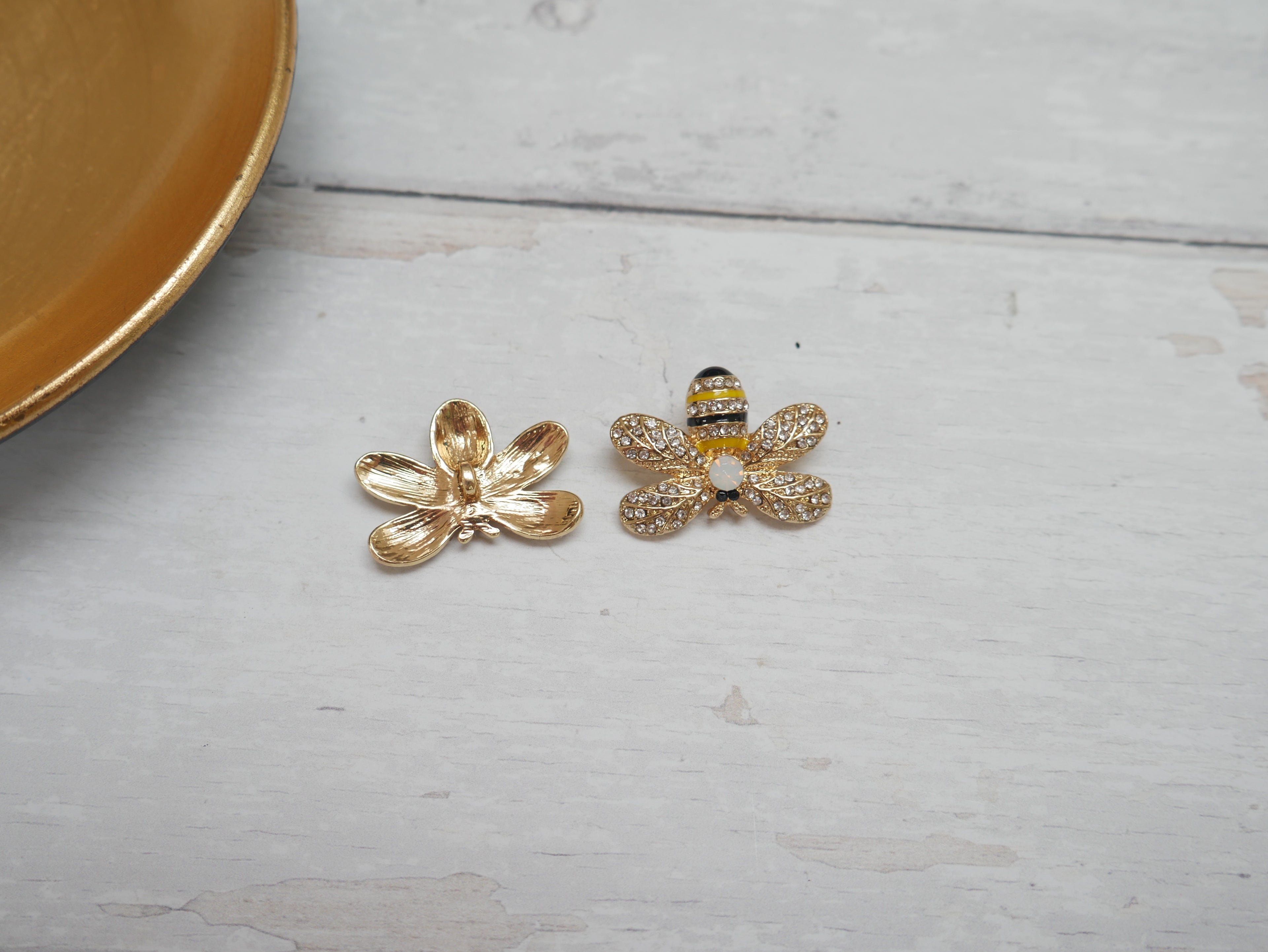 Jewelled Bumble Bee Button-Button-Flying Bobbins Haberdashery