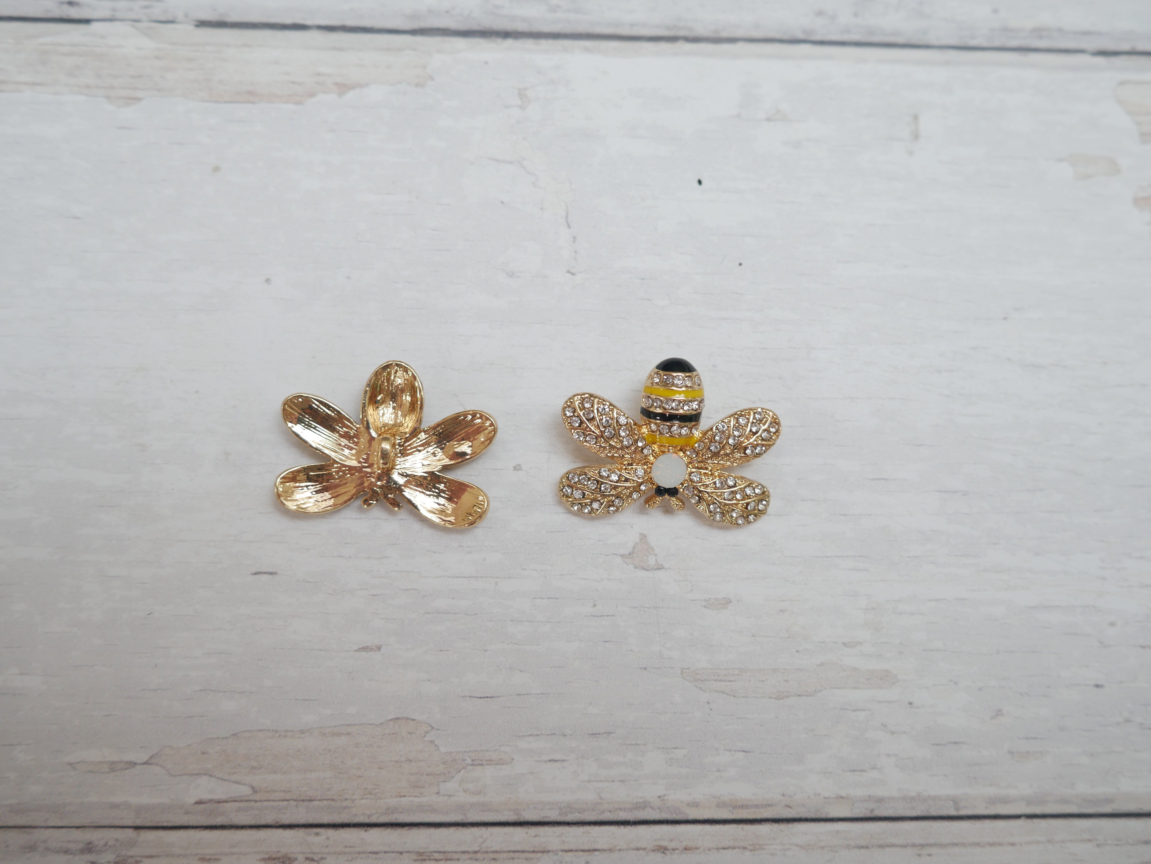Jewelled Bumble Bee Button-Button-Flying Bobbins Haberdashery