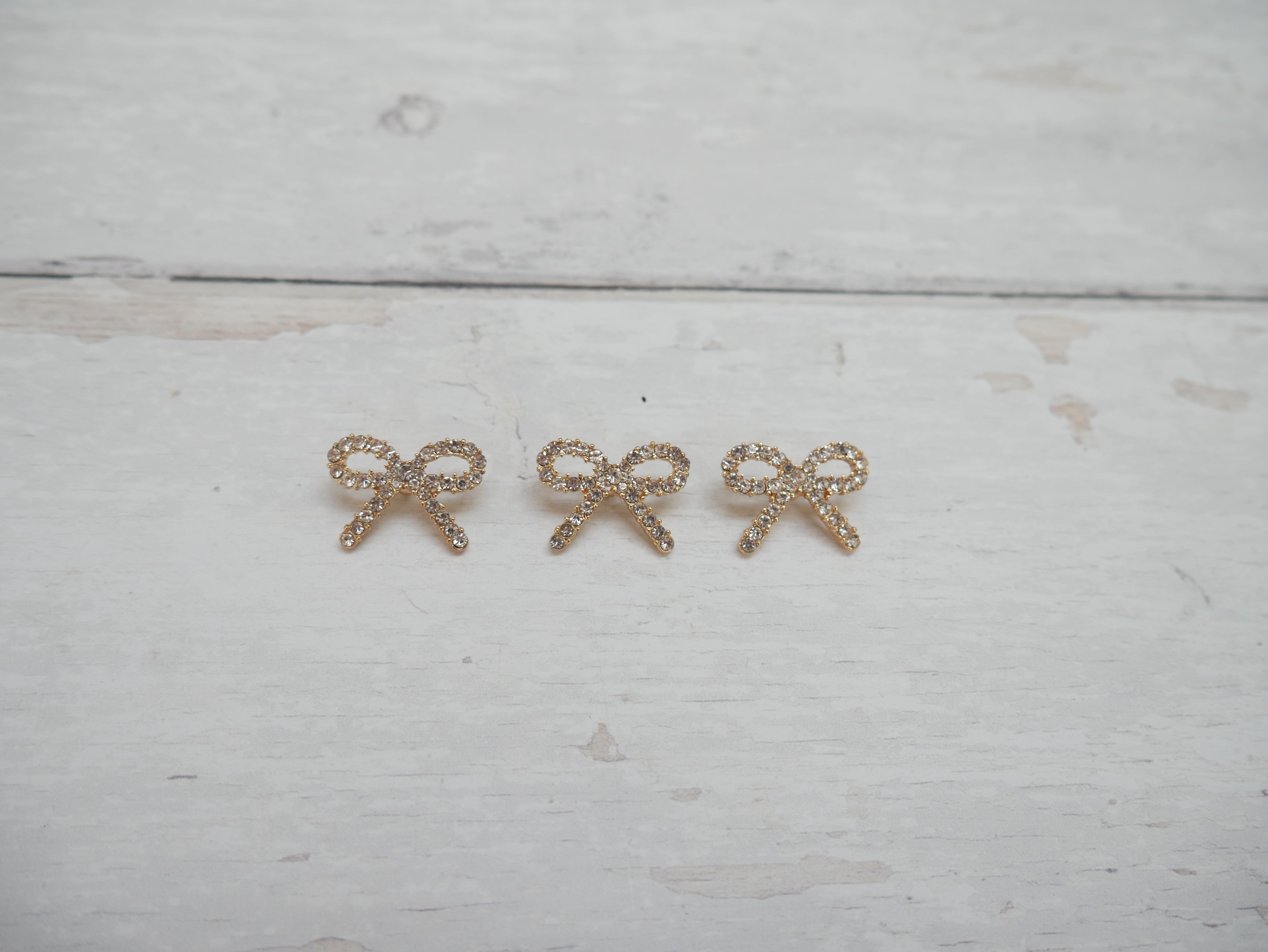 Jewelled Bow Button-Button-Flying Bobbins Haberdashery