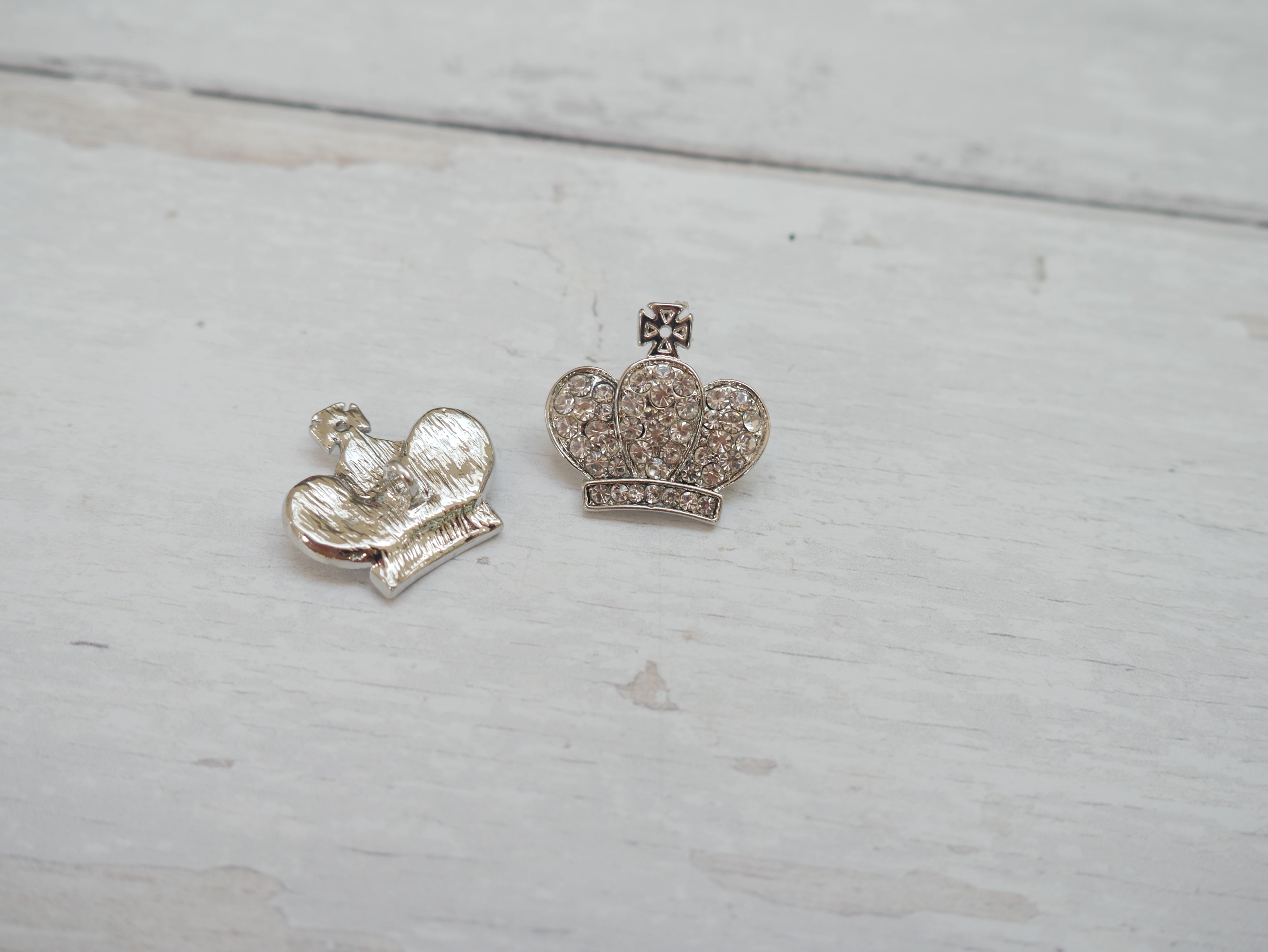 Jewelled Crown Button-Button-Flying Bobbins Haberdashery