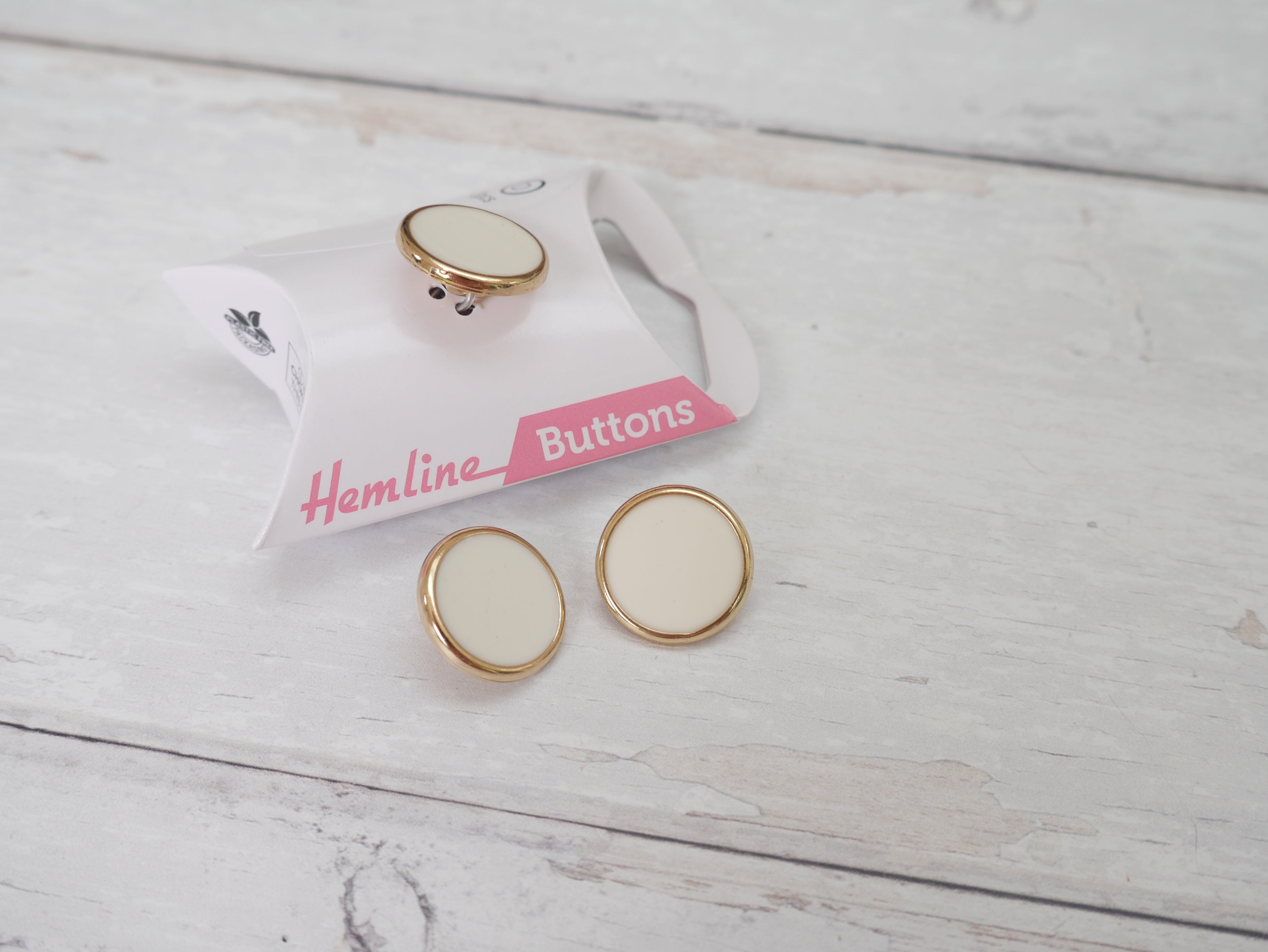 Hemline, Pack of 3 x 17.5mm Enamel Buttons - Ivory-Button-Flying Bobbins Haberdashery