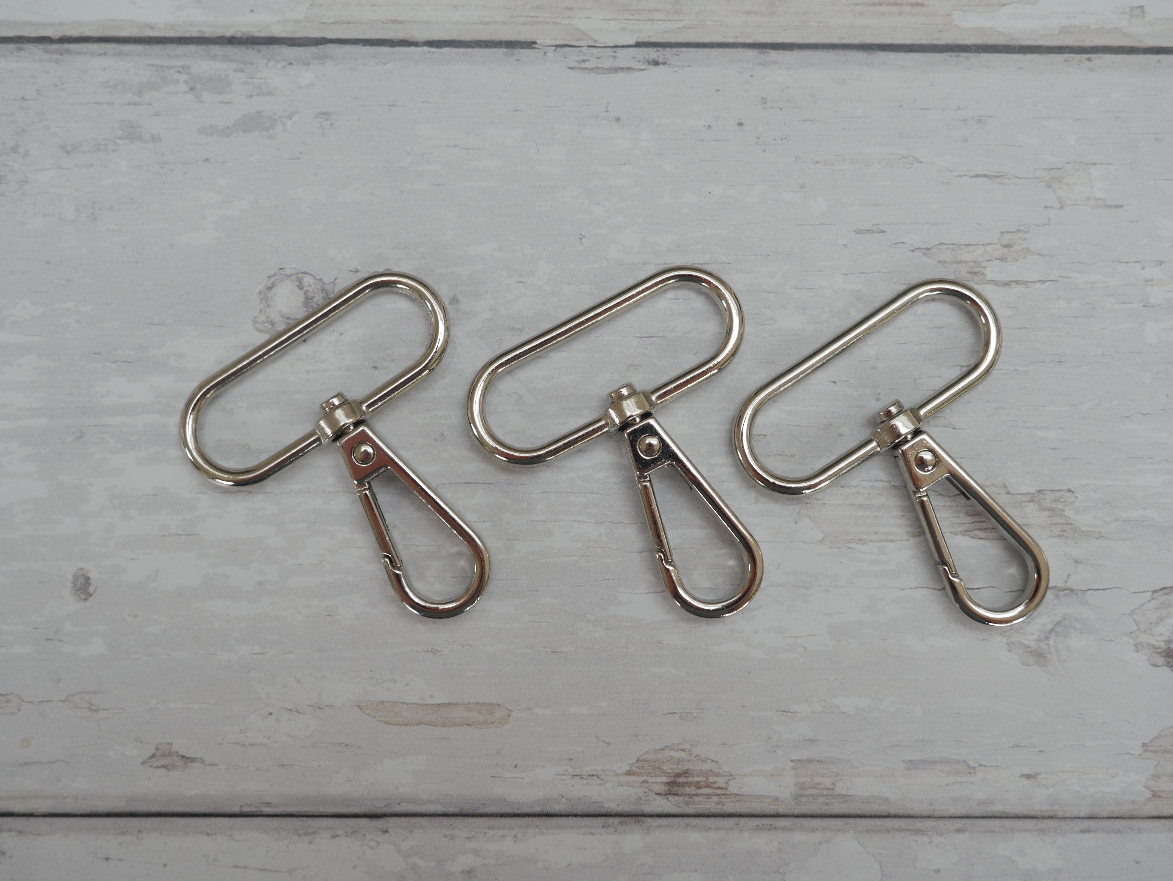 38mm Swivel Hook in Silver-Trim-Flying Bobbins Haberdashery