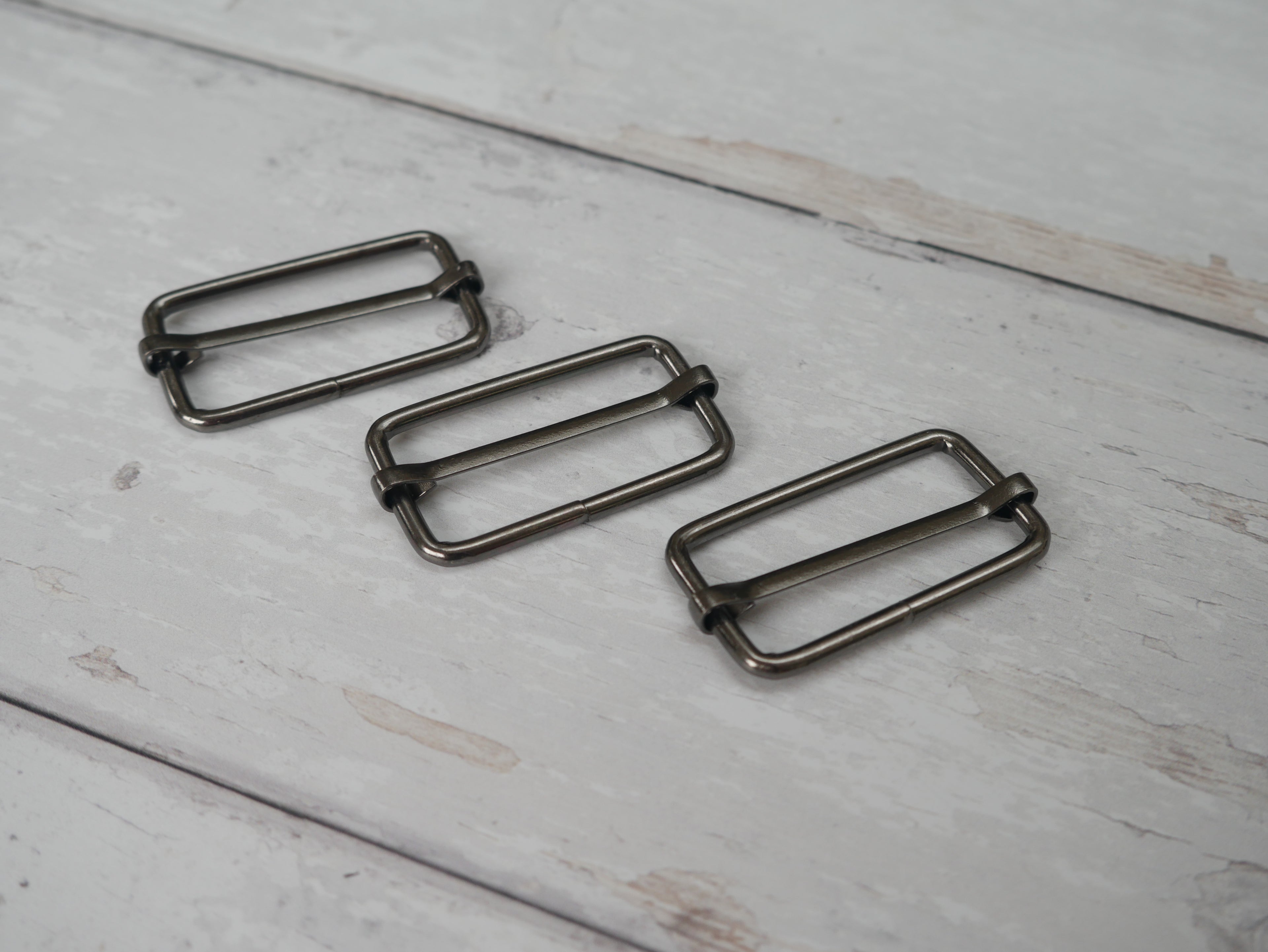 38mm Adjuster in Gun-Metal-Trim-Flying Bobbins Haberdashery