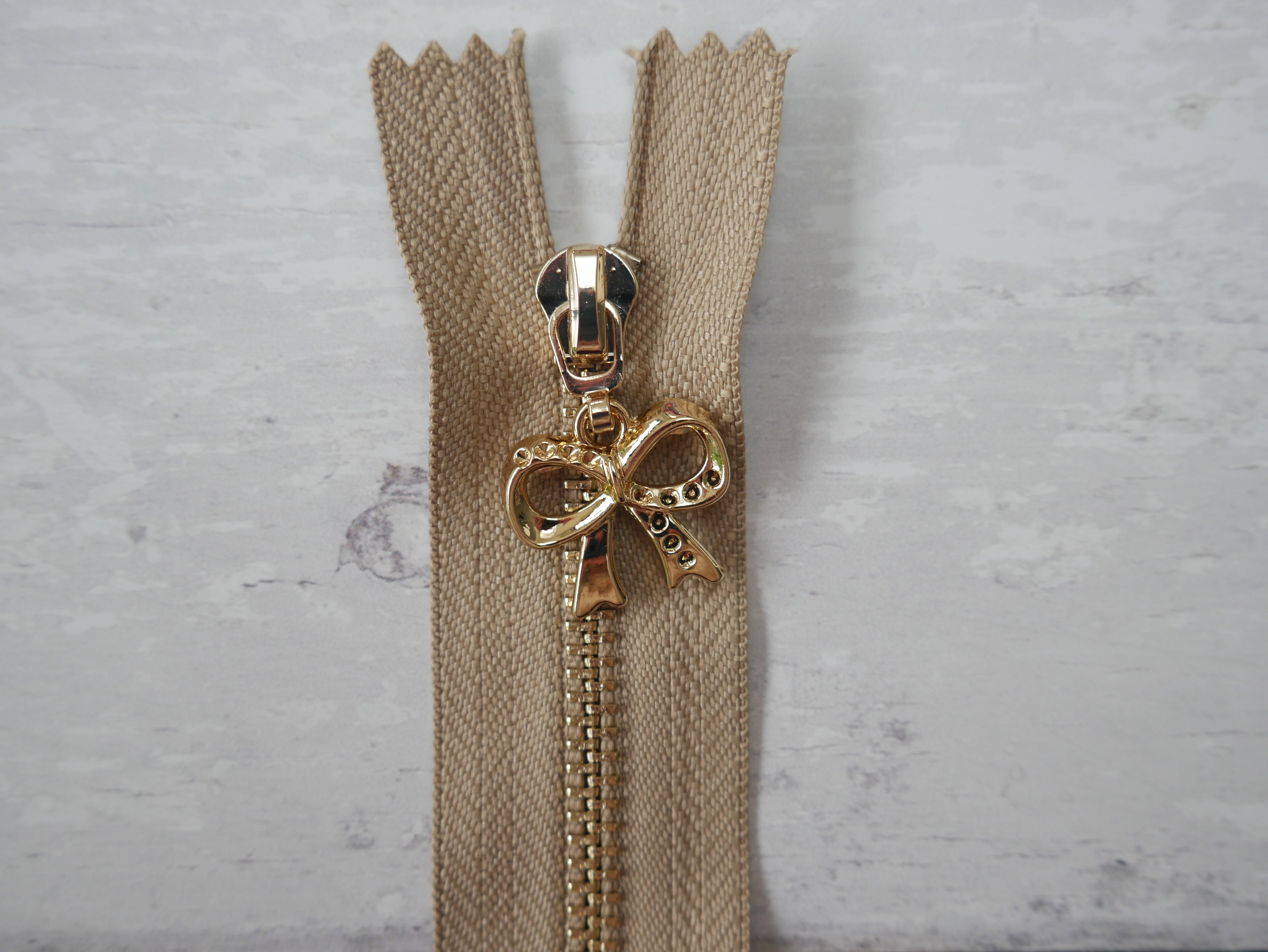 Metal Zip With Bow Puller, 30cm-Zip-Flying Bobbins Haberdashery