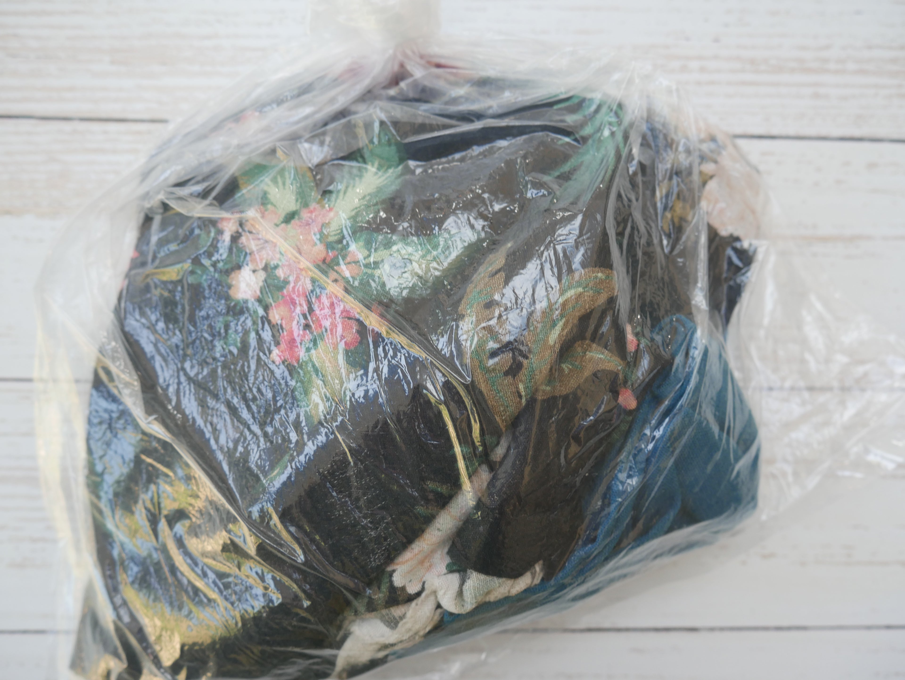 Bargain Bag 10 - Woven Mix-Fabric Pack-Flying Bobbins Haberdashery