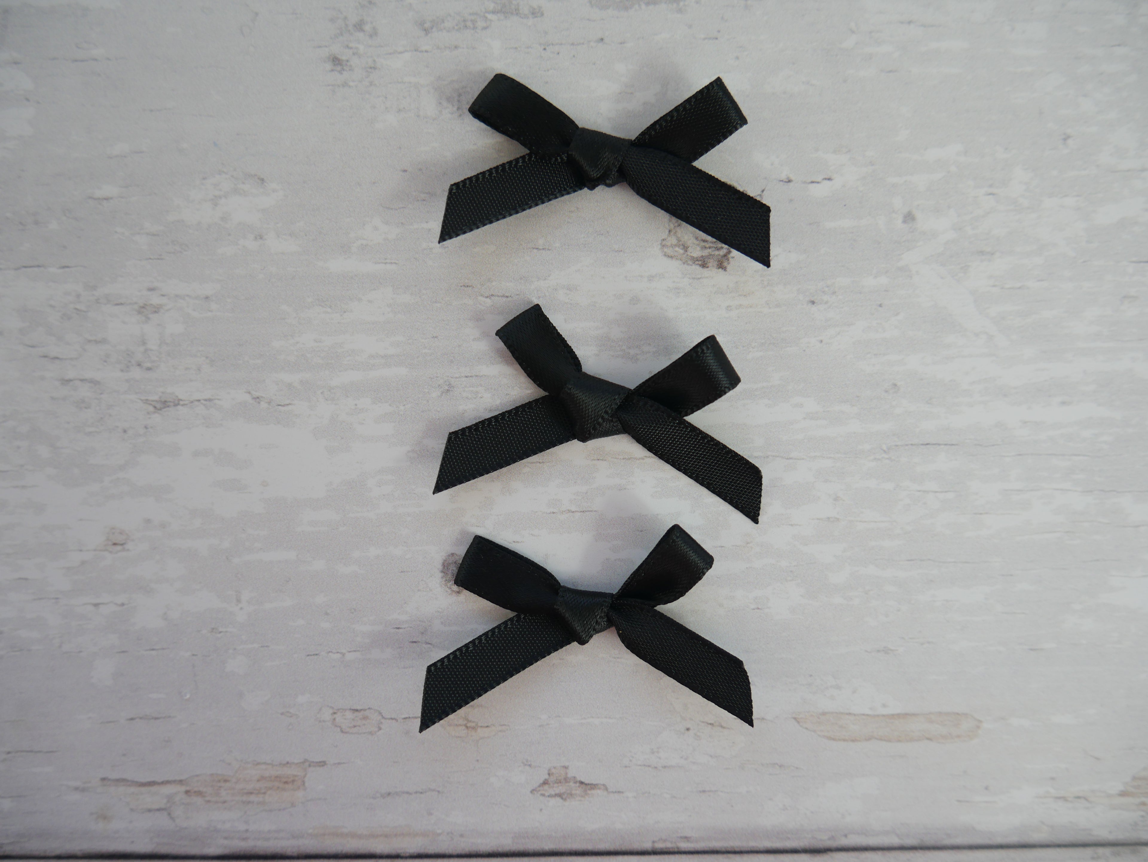 6mm Satin Bow-Haberdashery-Flying Bobbins Haberdashery