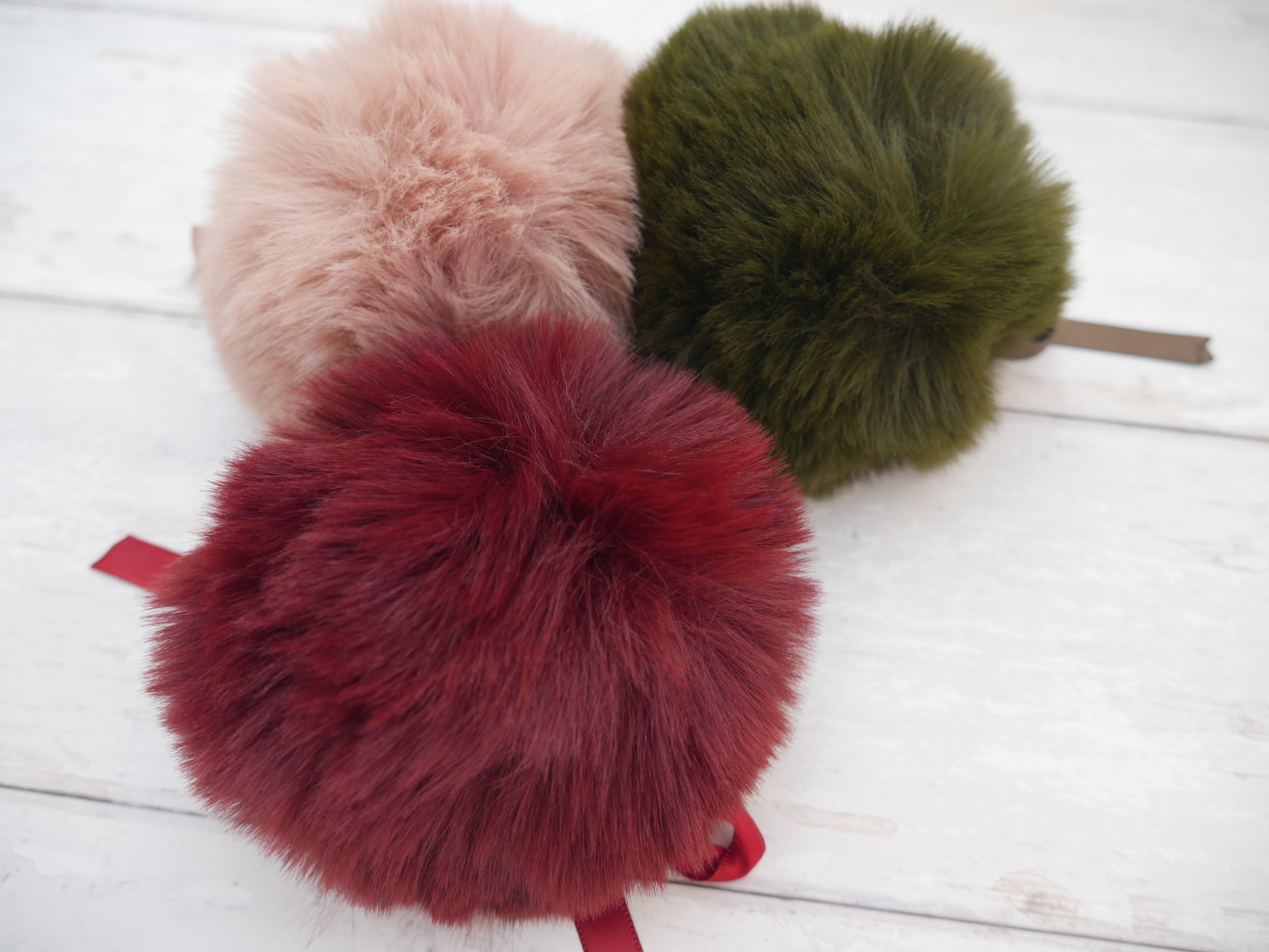 Fur Pom Pom, Blush-Flying Bobbins Haberdashery
