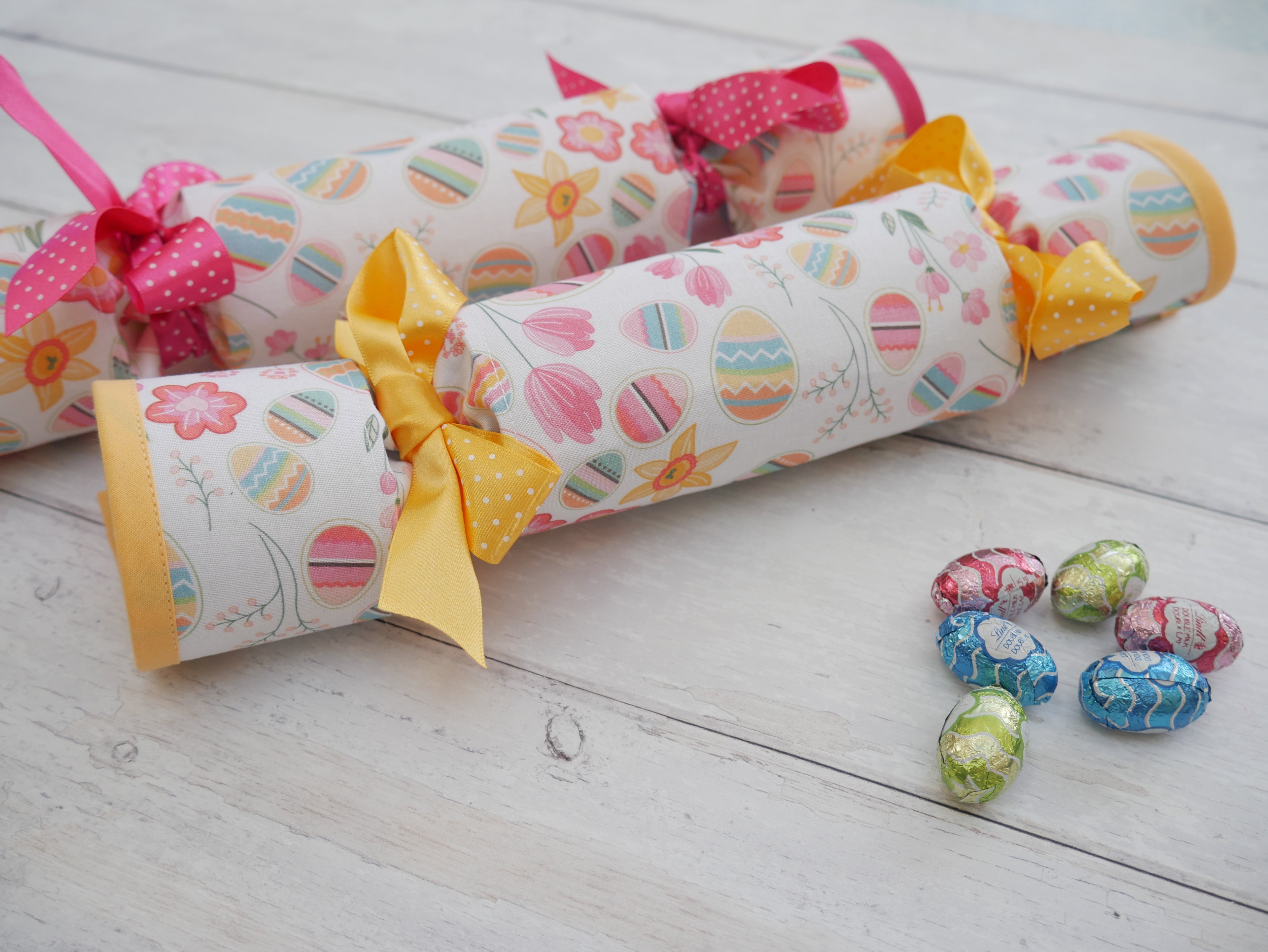 Reversible Fabric Crackers Kit - Easter-Sewing Kit-Flying Bobbins Haberdashery