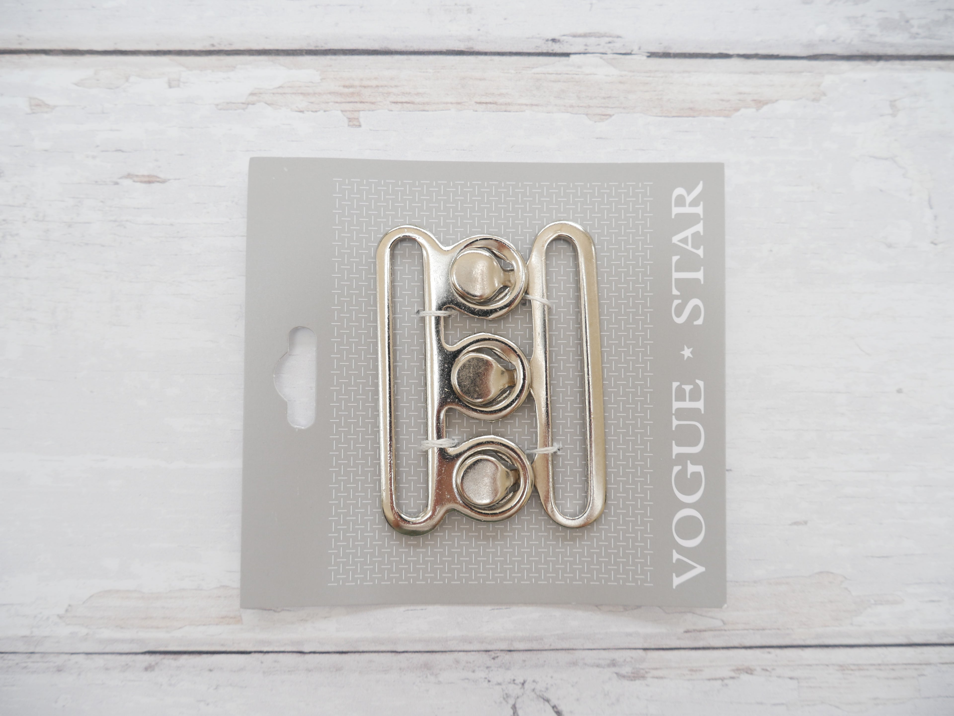 Fashion Buckle by Vogue, Nurse Clasp 50mm - Silver-Trim-Flying Bobbins Haberdashery