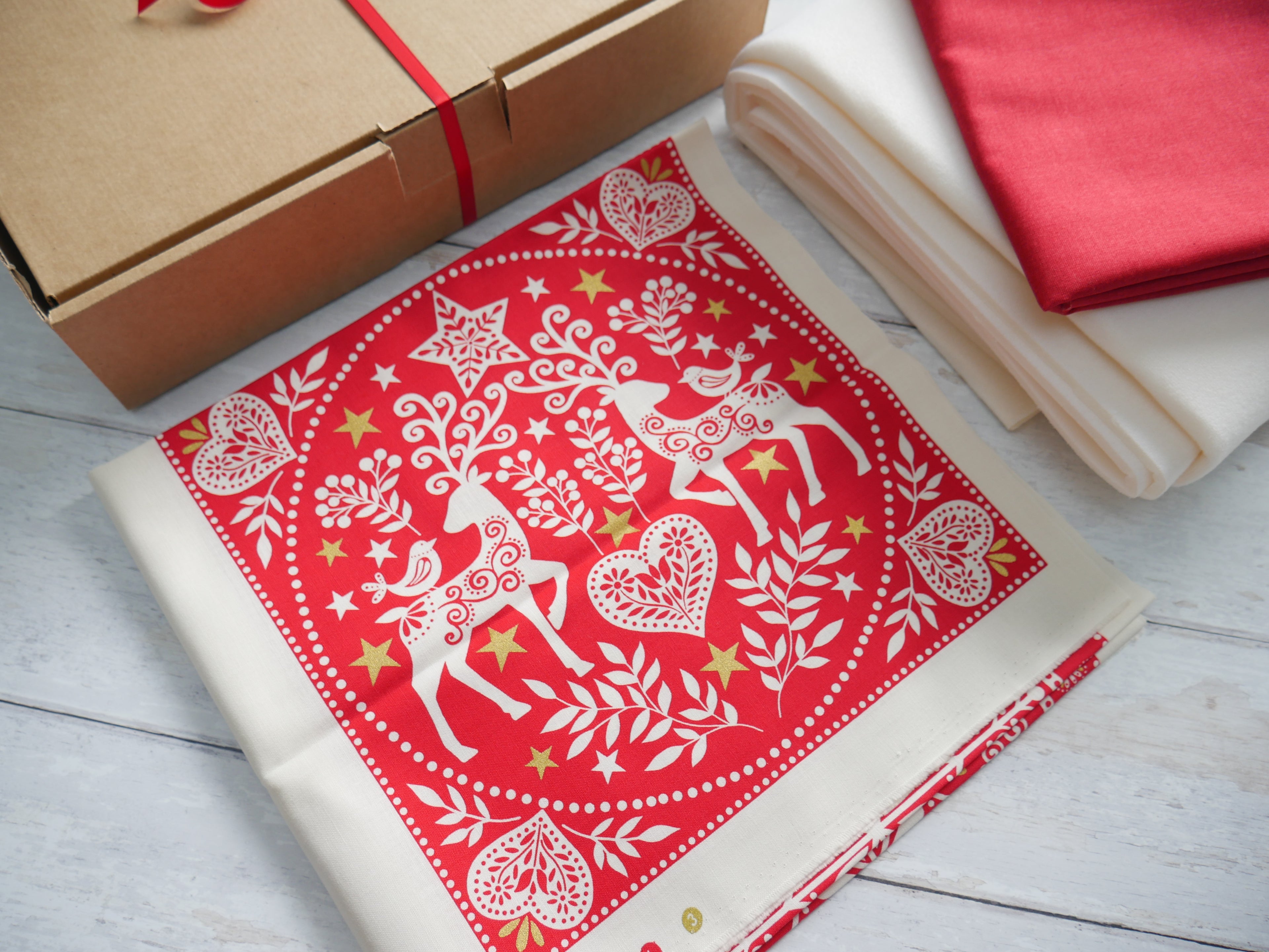Placemat Making Kit & Sew-Along, Red-Cotton-Flying Bobbins Haberdashery