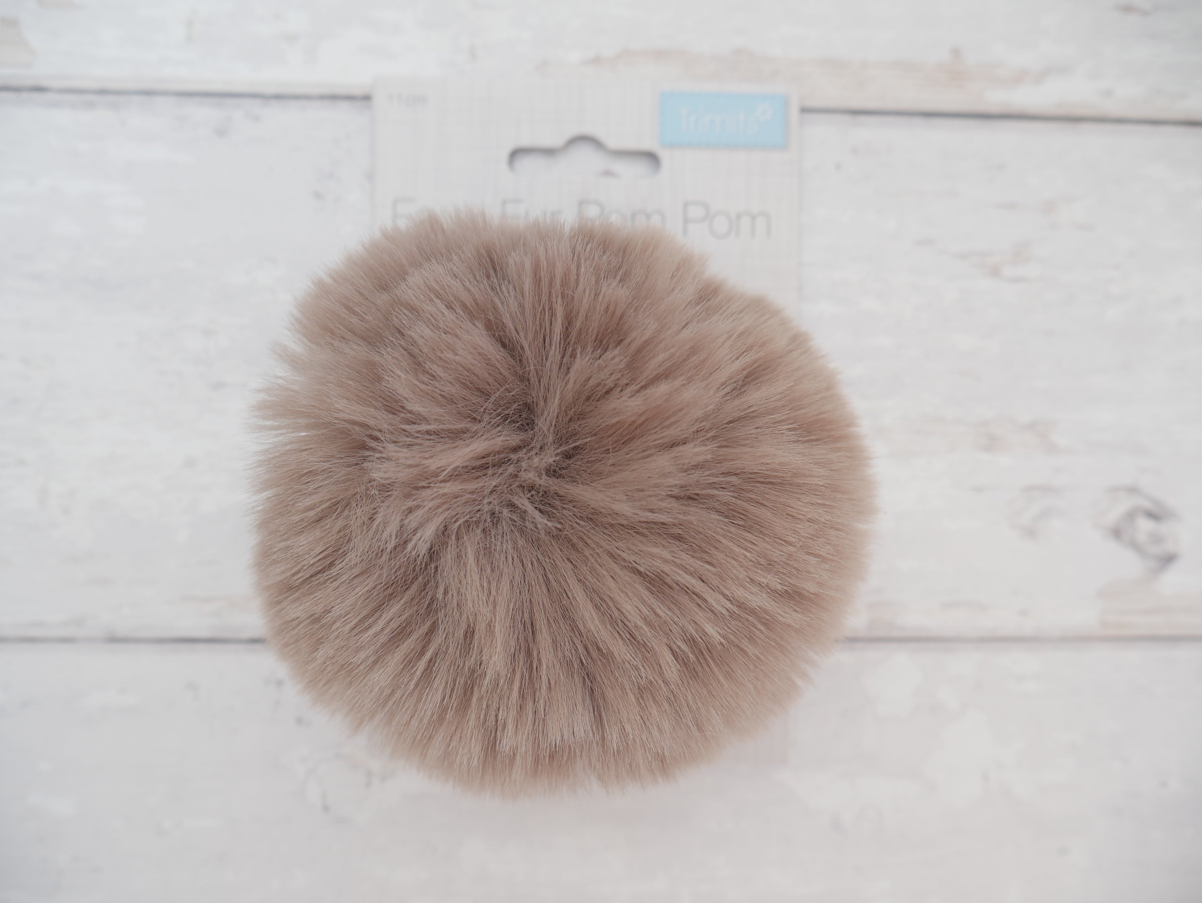 Fur Pom Pom, Mink-Flying Bobbins Haberdashery