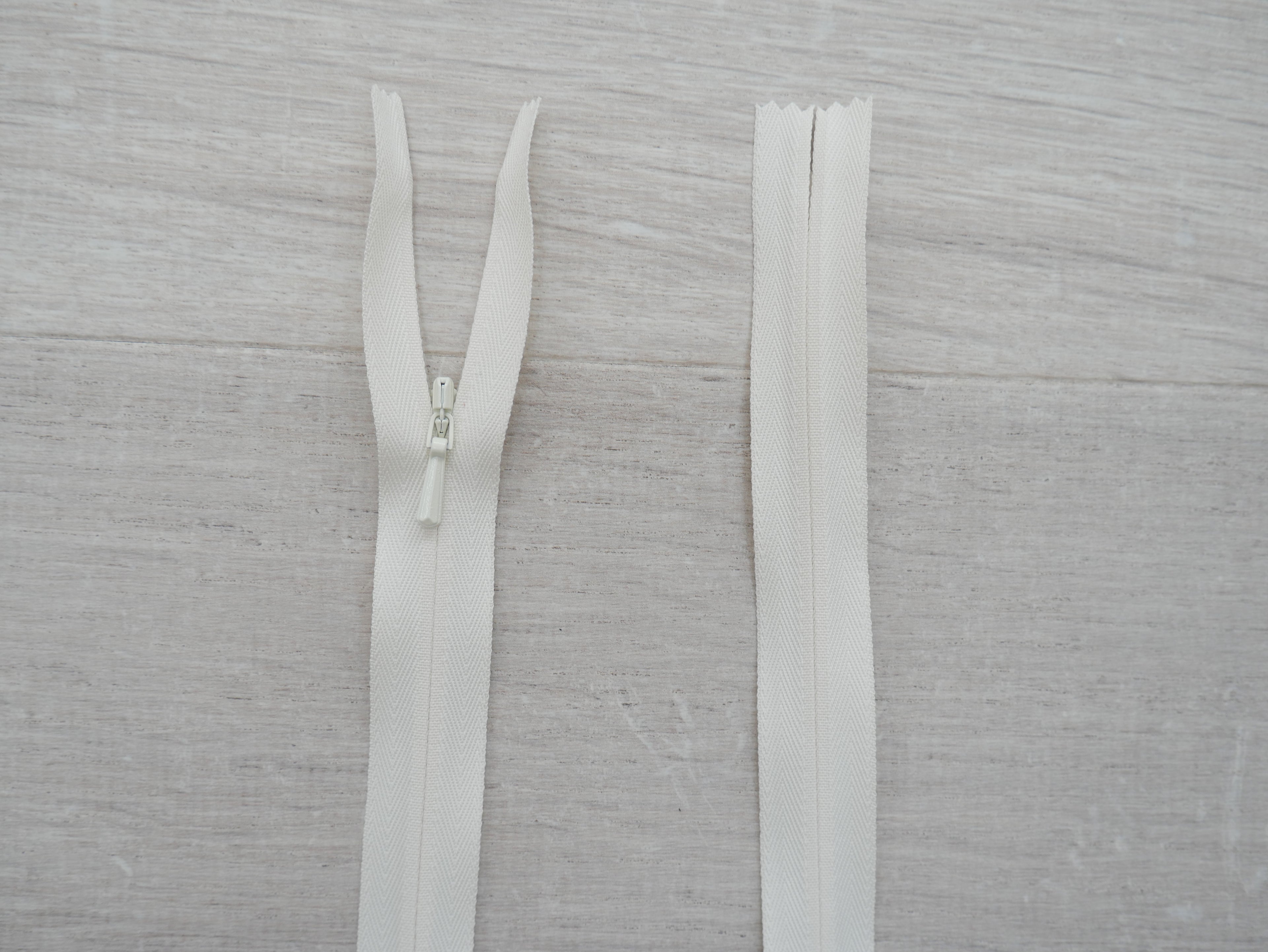 YKK Invisible Zip, Colour 121-Zips-Flying Bobbins Haberdashery