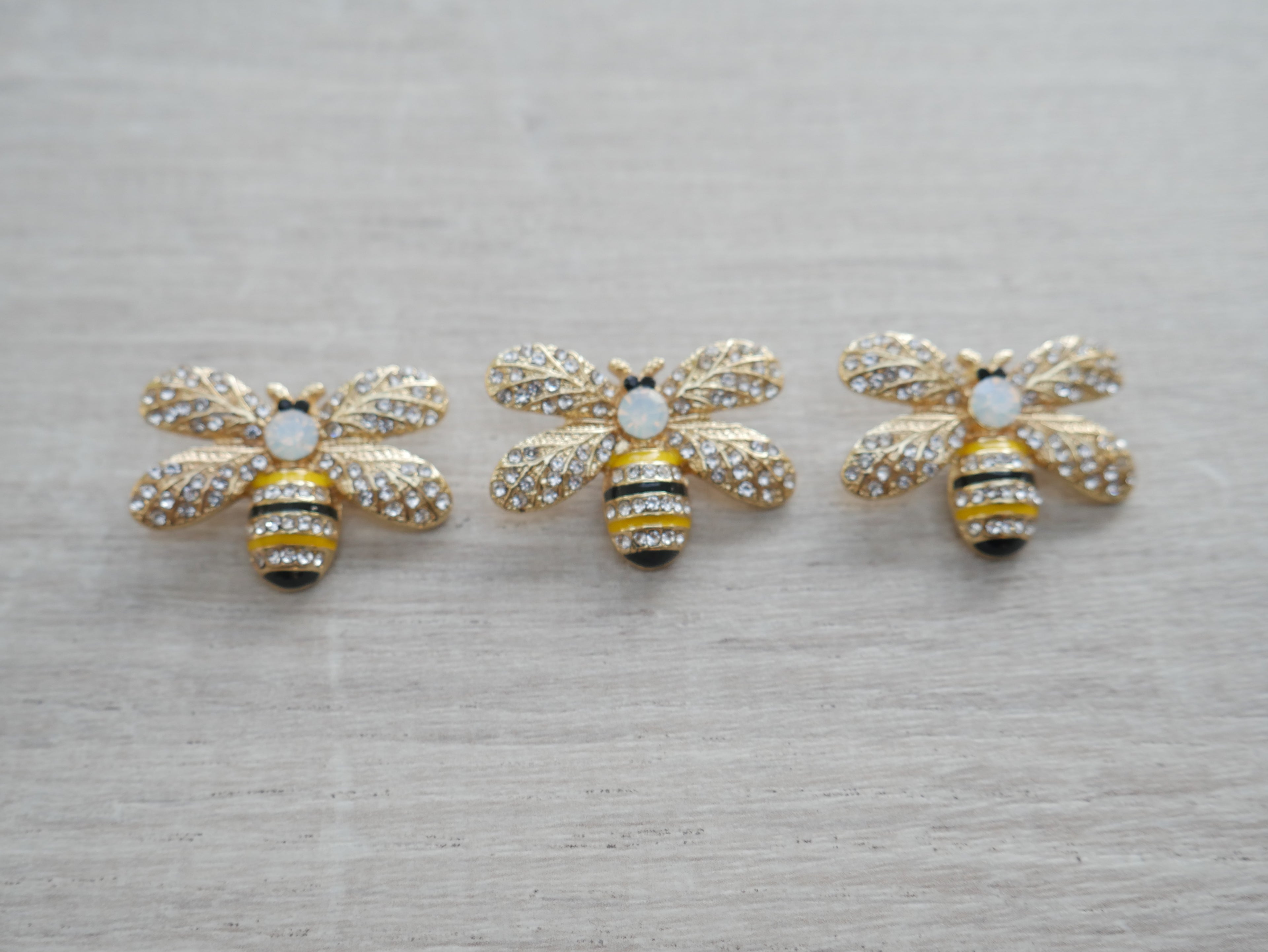 Jewelled Bumble Bee Button-Button-Flying Bobbins Haberdashery