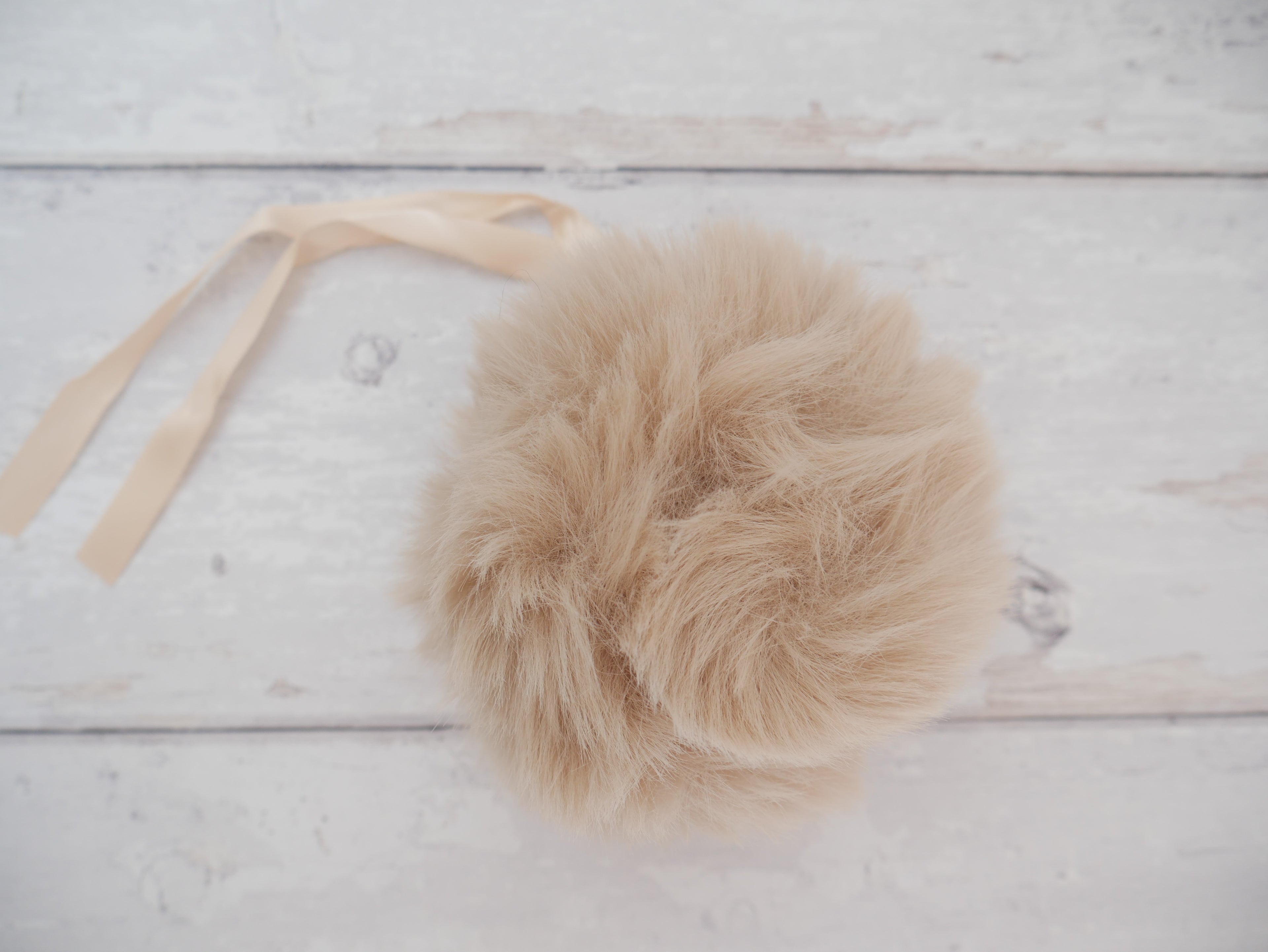 Fur Pom Pom, Natural-Flying Bobbins Haberdashery