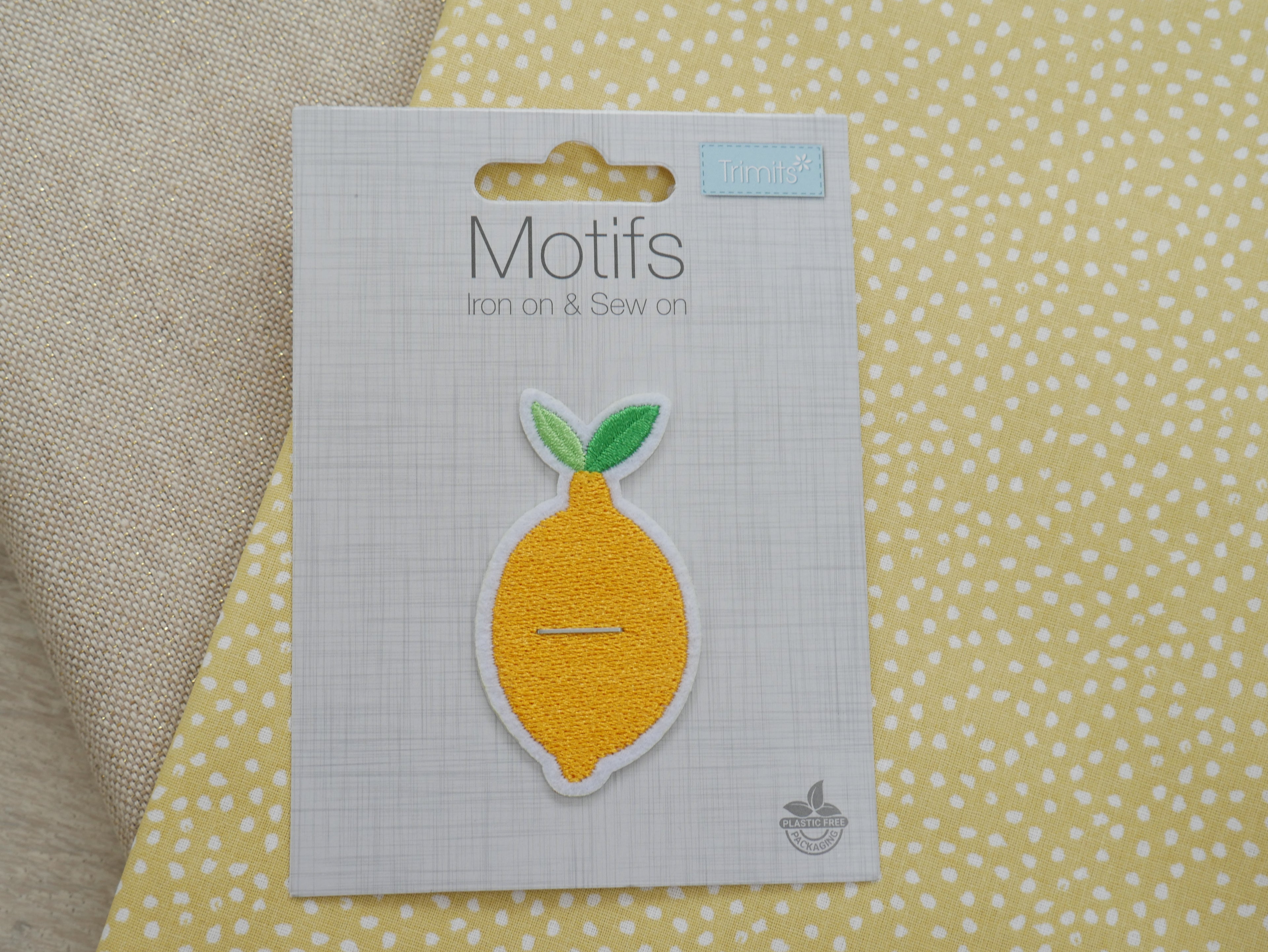 Iron on Motif - Lemon-Iron On Motif-Flying Bobbins Haberdashery