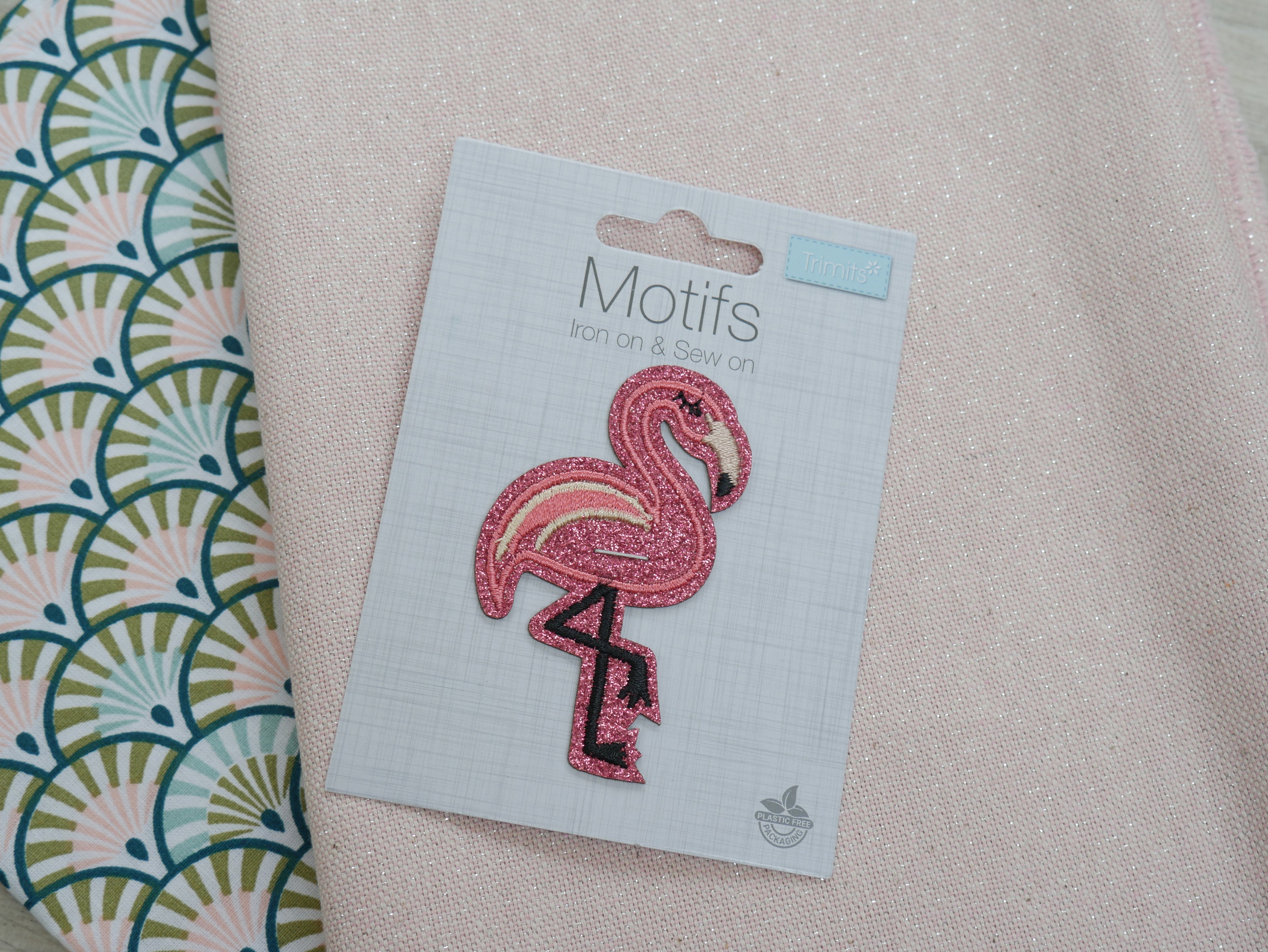 Iron on Motif - Flamingo-Iron On Motif-Flying Bobbins Haberdashery