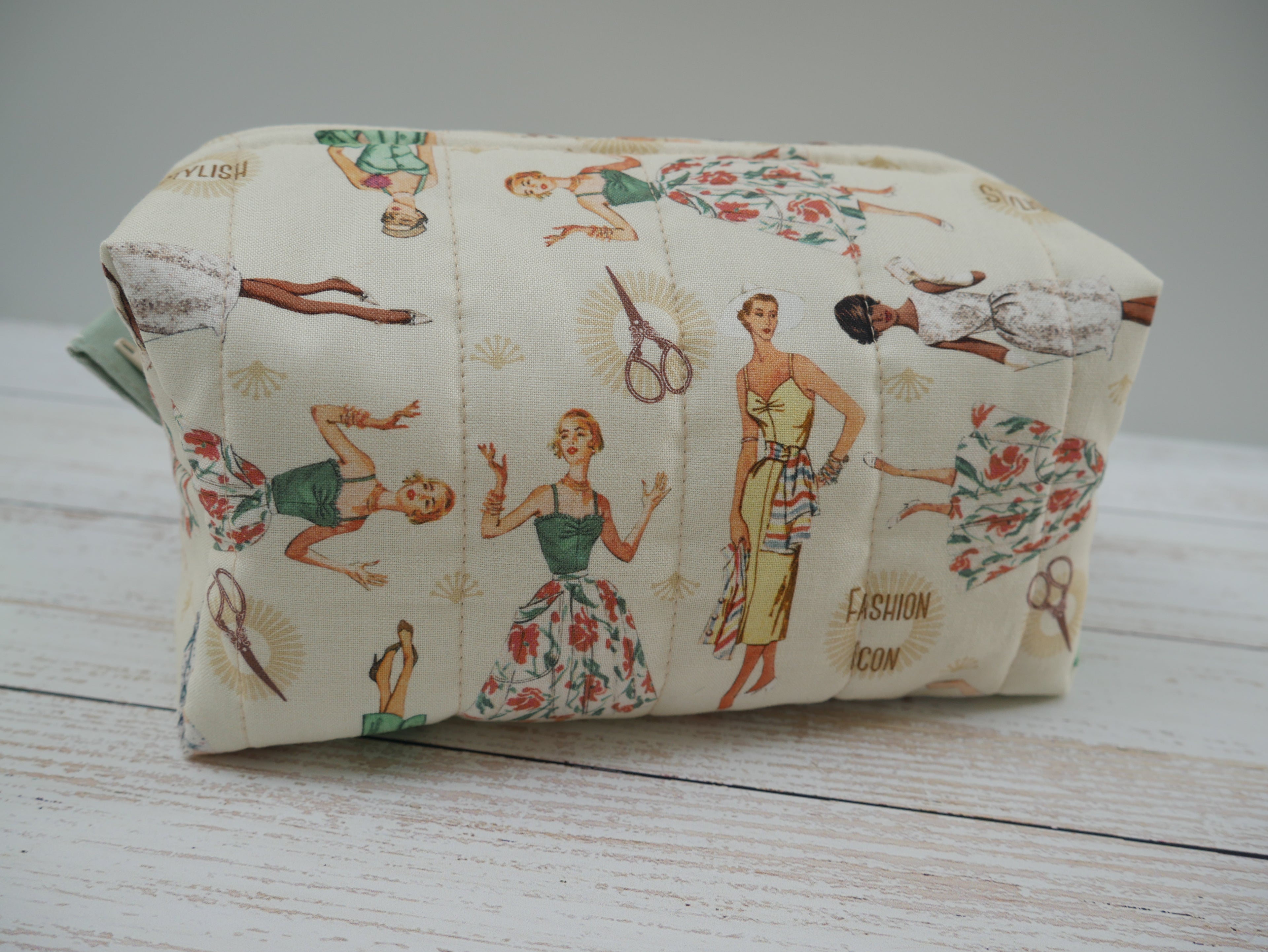 Vintage Boxed Make-Up Bag Kit-Sewing Kit-Flying Bobbins Haberdashery