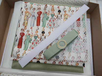 Overlocker Cover Kit &amp; Pattern - Simplicity Vintage-Sewing Kit-Flying Bobbins Haberdashery