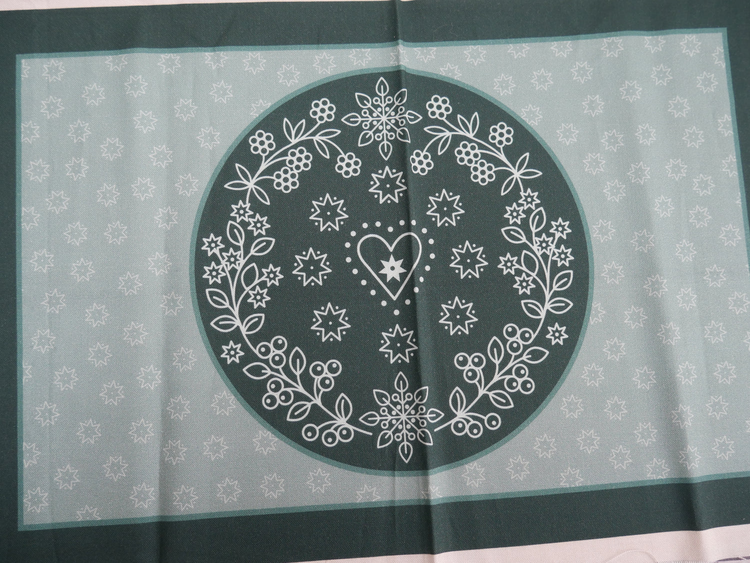 Festive Placemat Kit - Saariselka-Sewing Kit-Flying Bobbins Haberdashery