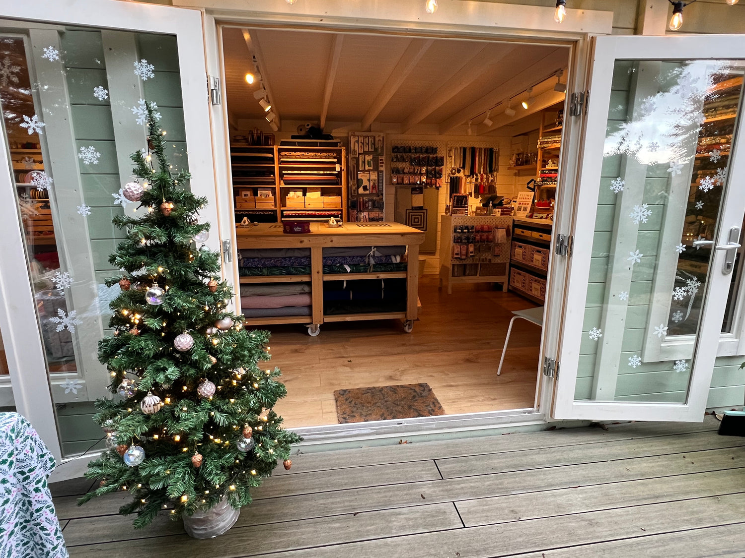 Late Night Shopping-Classes-Flying Bobbins Haberdashery