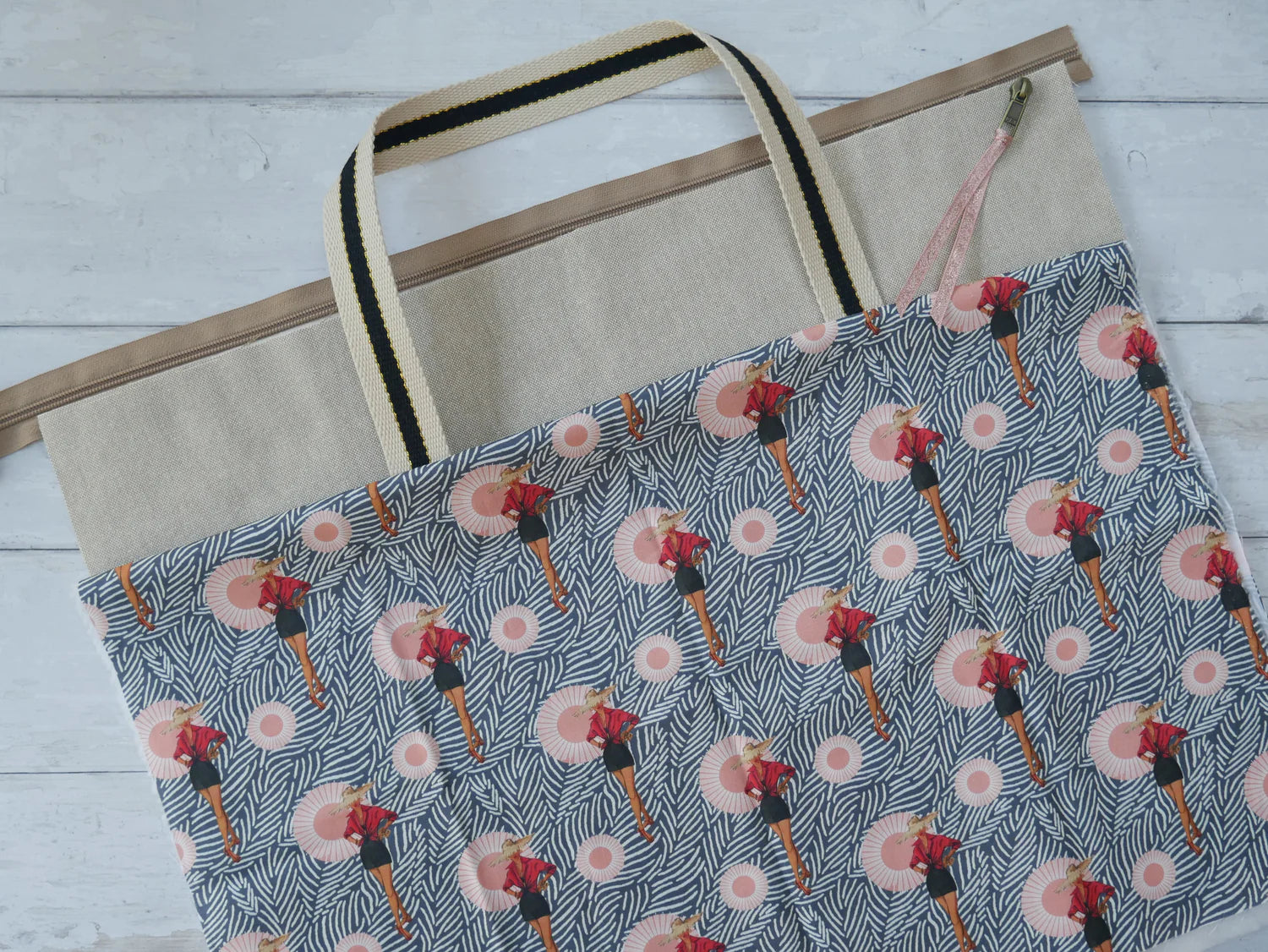 Sew A Zipped Tote Bag-Classes-Flying Bobbins Haberdashery