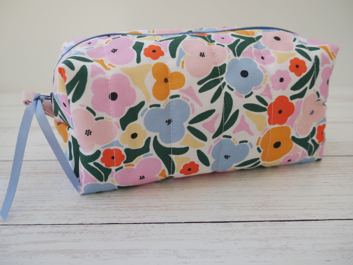 Flowers Boxed Make-Up Bag Kit-Sewing Kit-Flying Bobbins Haberdashery
