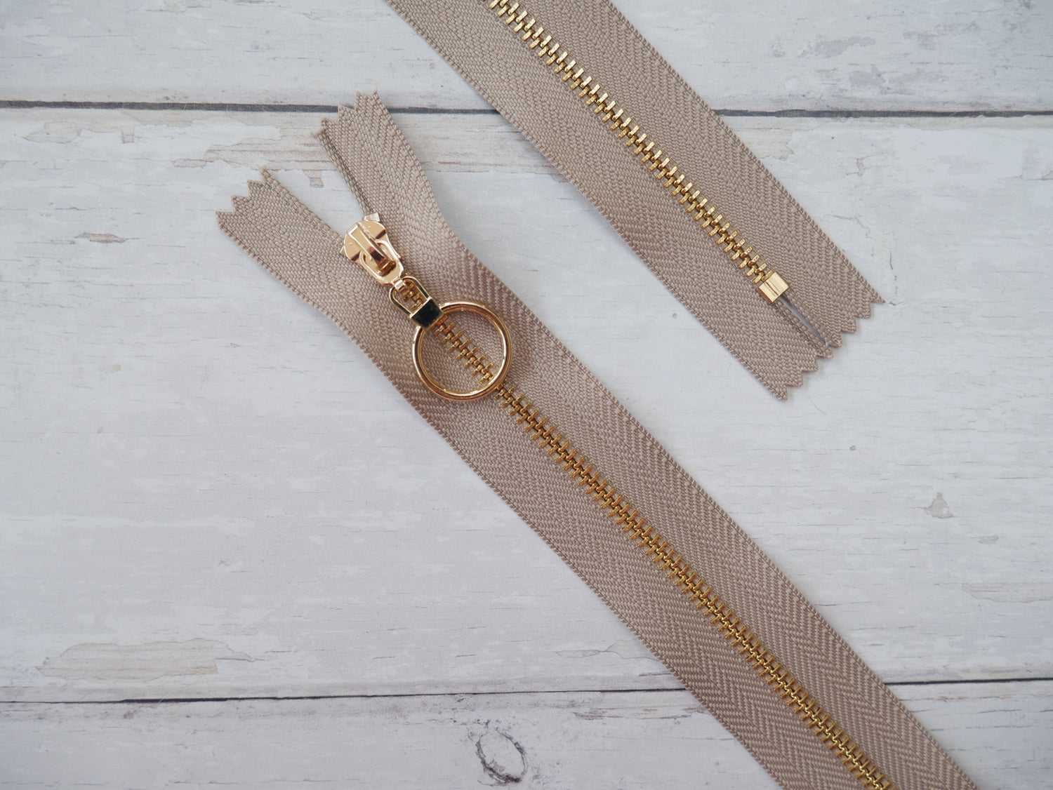 Metal Zip With Large O-Puller, 30cm-Zip-Flying Bobbins Haberdashery