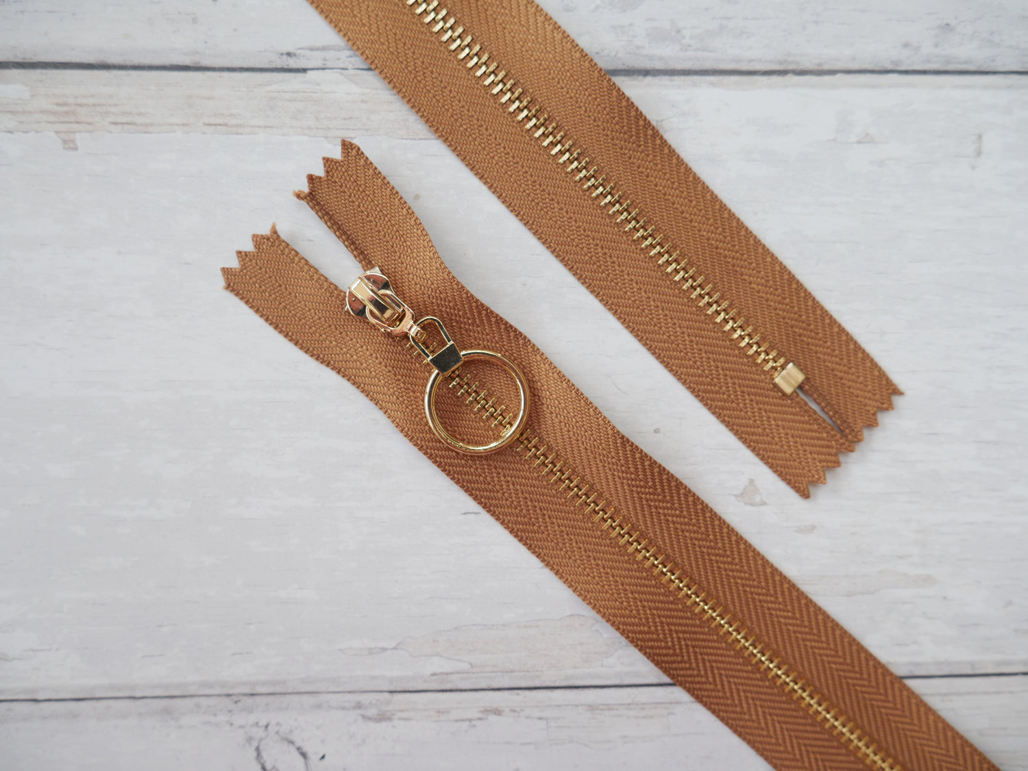 Metal Zip With Large O-Puller, 30cm-Zip-Flying Bobbins Haberdashery