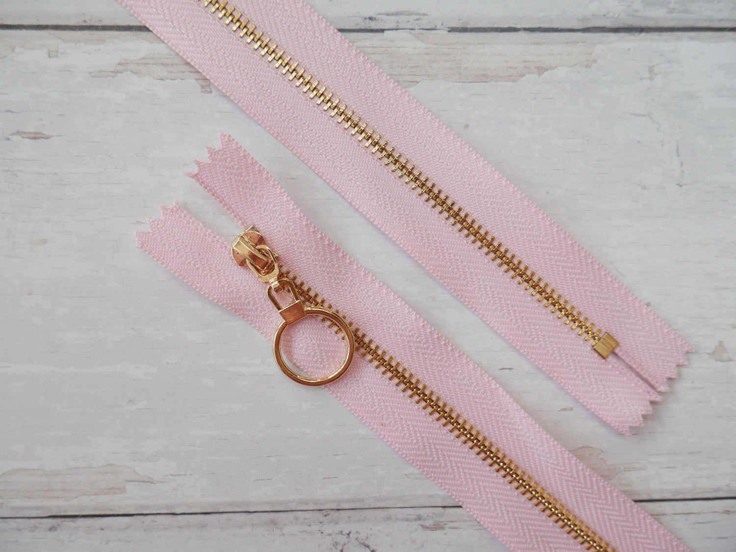 Metal Zip With Large O-Puller, 30cm-Zip-Flying Bobbins Haberdashery