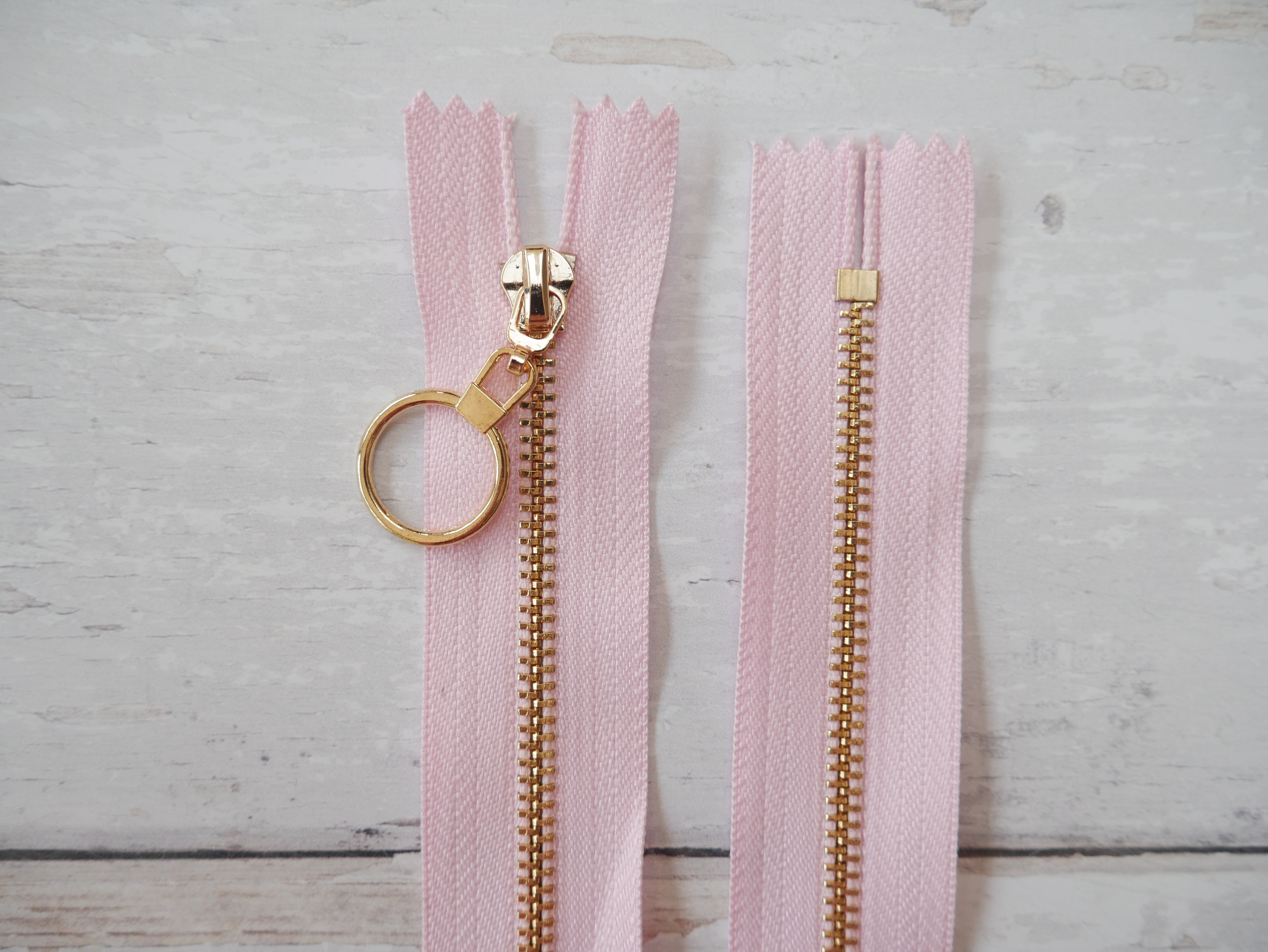 Metal Zip With Large O-Puller, 30cm-Zip-Flying Bobbins Haberdashery