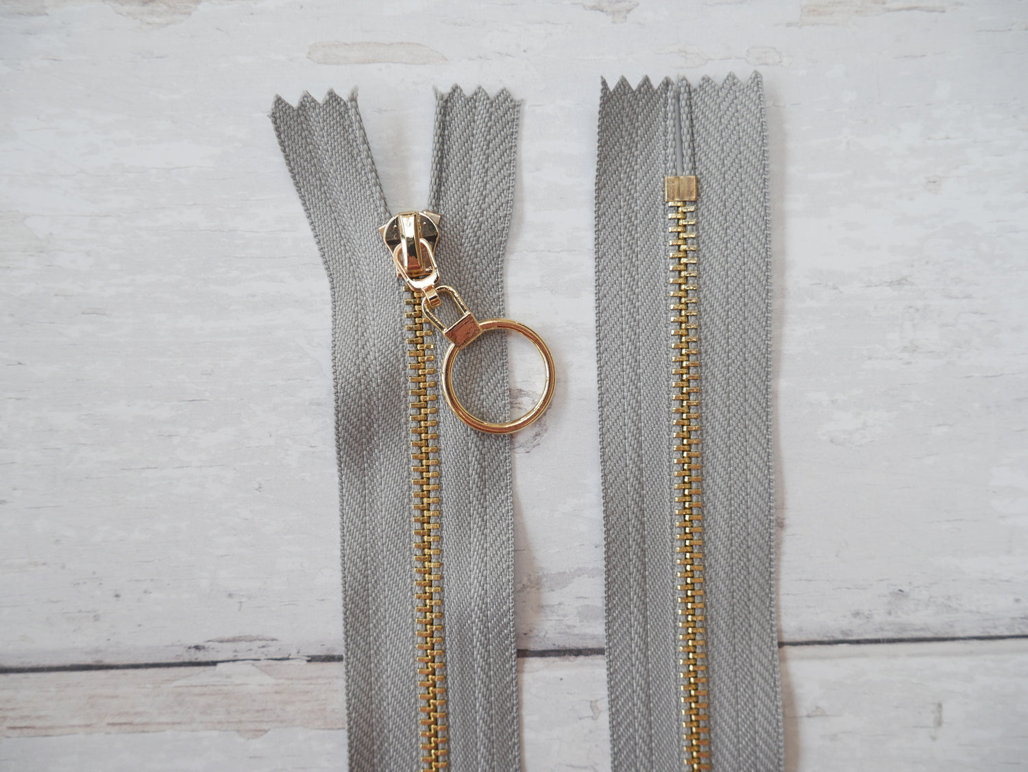 Metal Zip With Large O-Puller, 30cm-Zip-Flying Bobbins Haberdashery