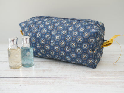 Boxed Bag in Tailor&
