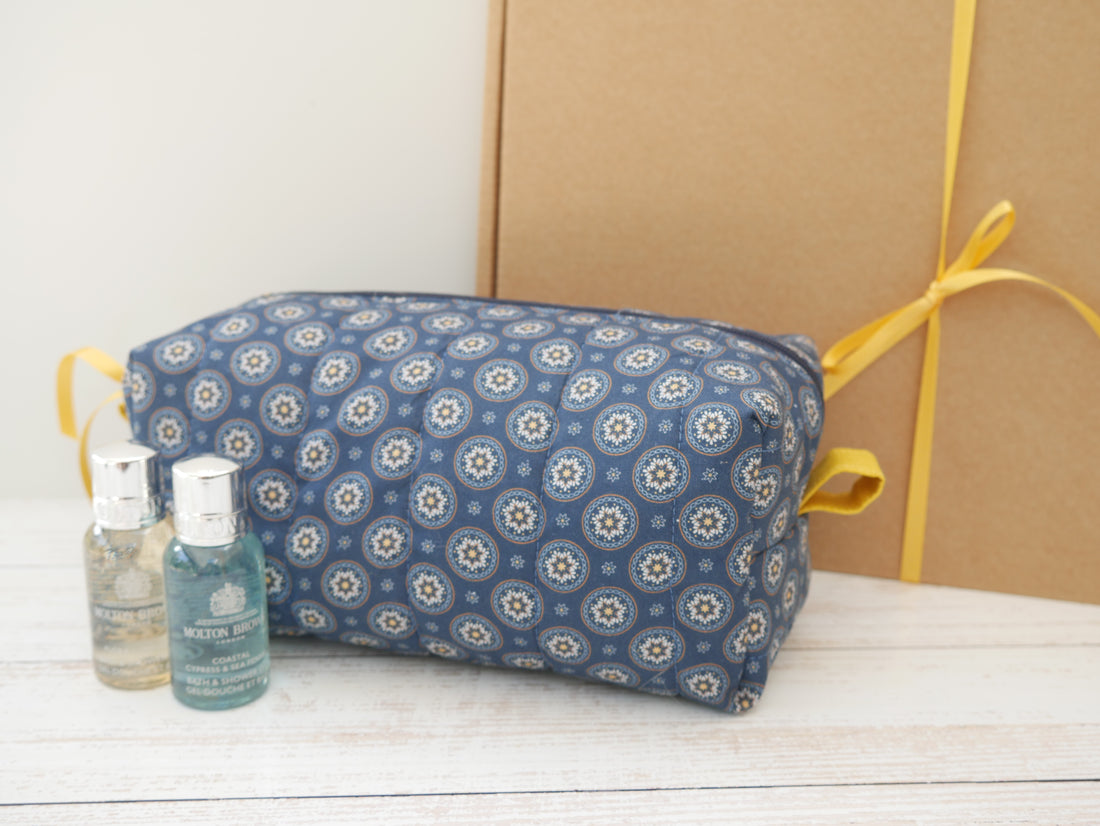 Boxed Bag in Tailor&