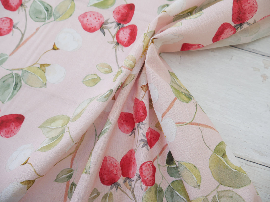 Carolyn Pyjamas Kit - Strawberry Blossom