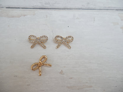 Jewelled Bow Button-Button-Flying Bobbins Haberdashery