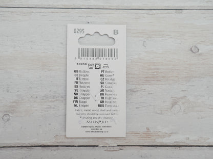 Milward 15mm, 2-Hole Buttons in White x 5-Button-Flying Bobbins Haberdashery