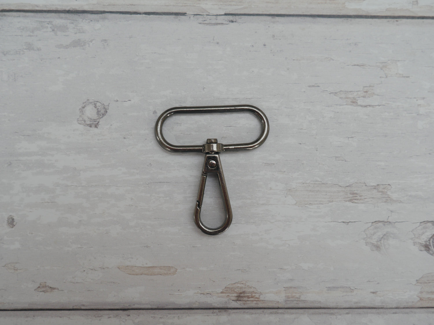 38mm Swivel Hook in Gun-Metal-Trim-Flying Bobbins Haberdashery