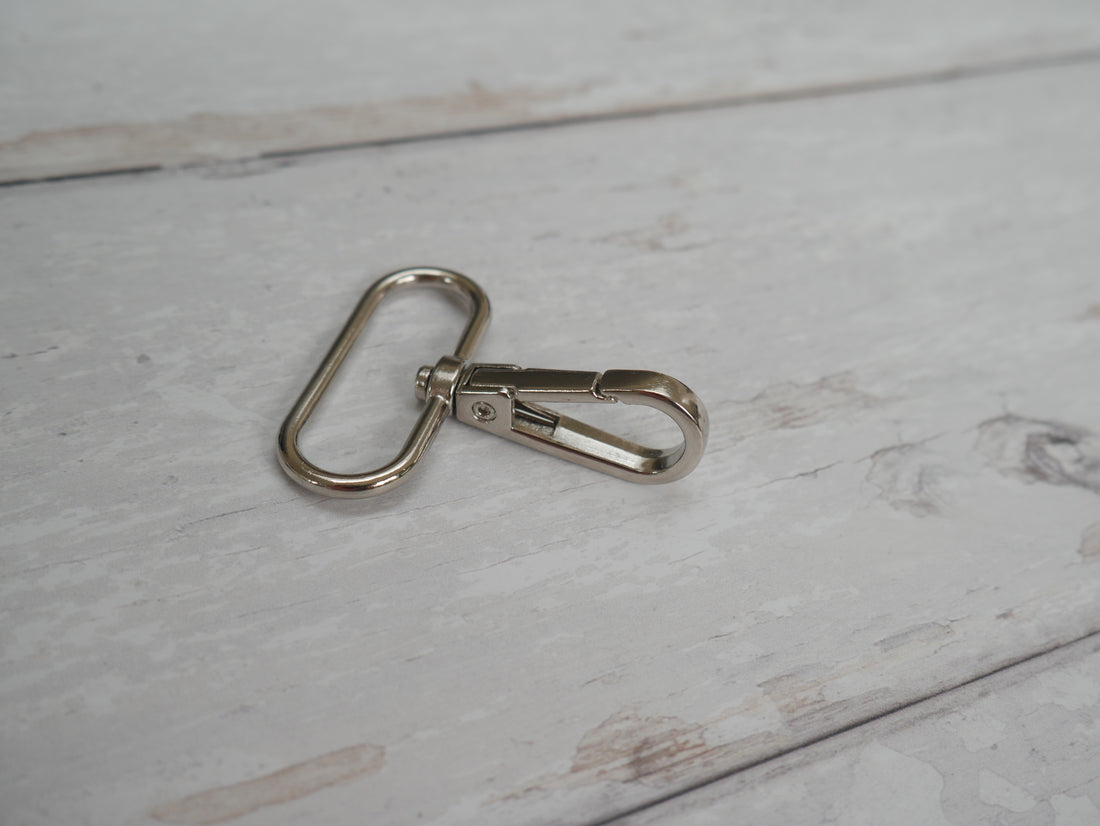 38mm Swivel Hook in Silver-Trim-Flying Bobbins Haberdashery